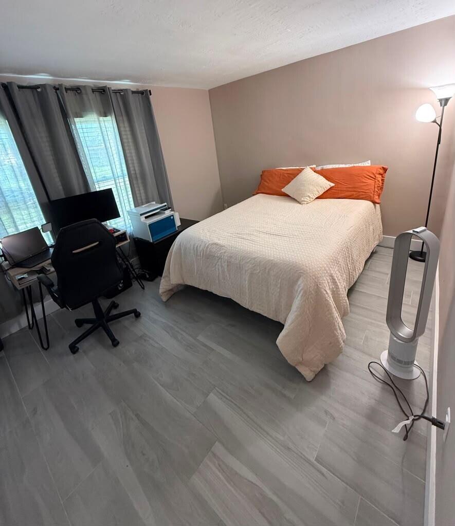 SUNRISE GOLF VILLAGE SEC 21 - Residential