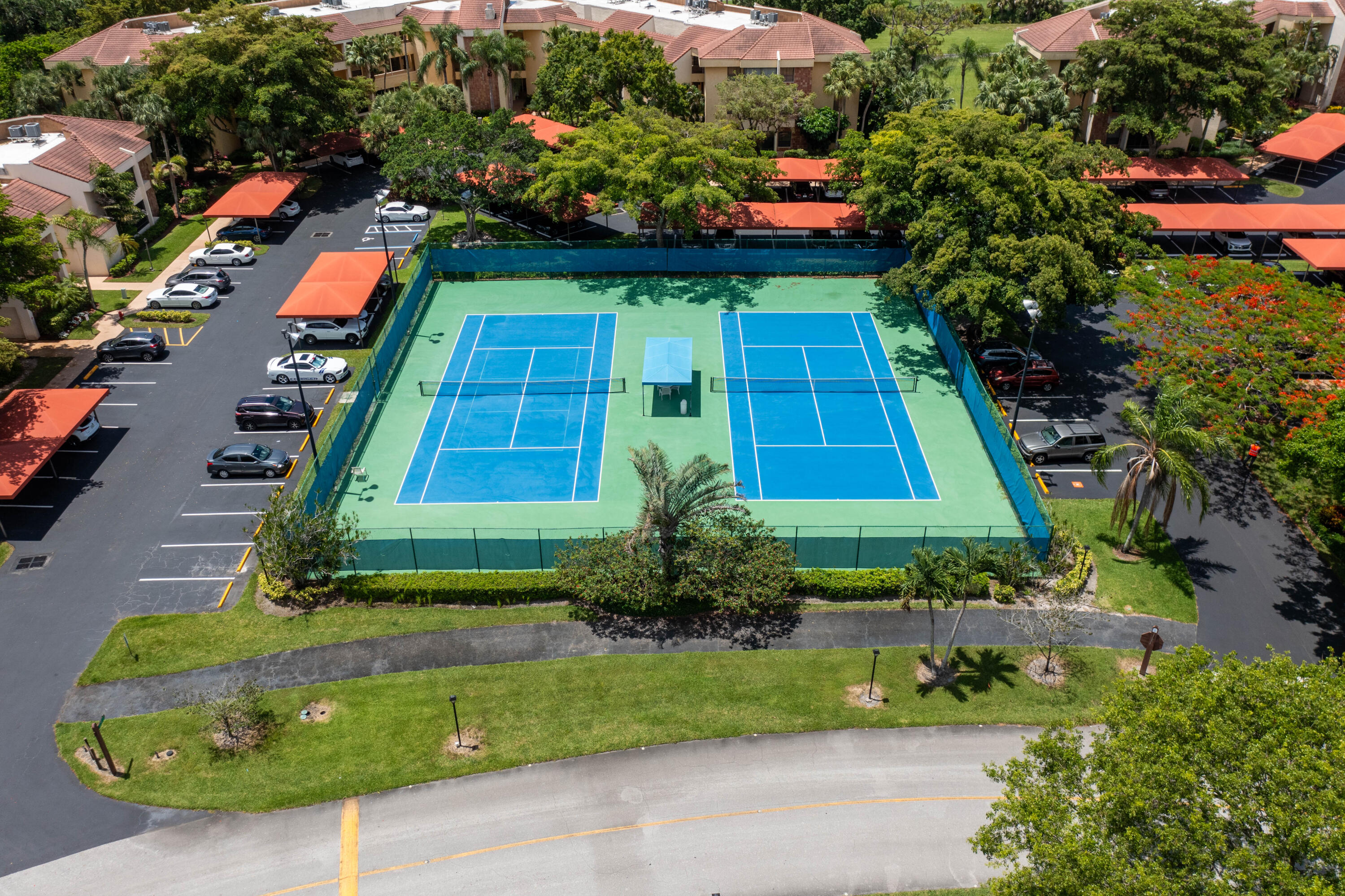 LA PAZ AT BOCA POINTE - Residential