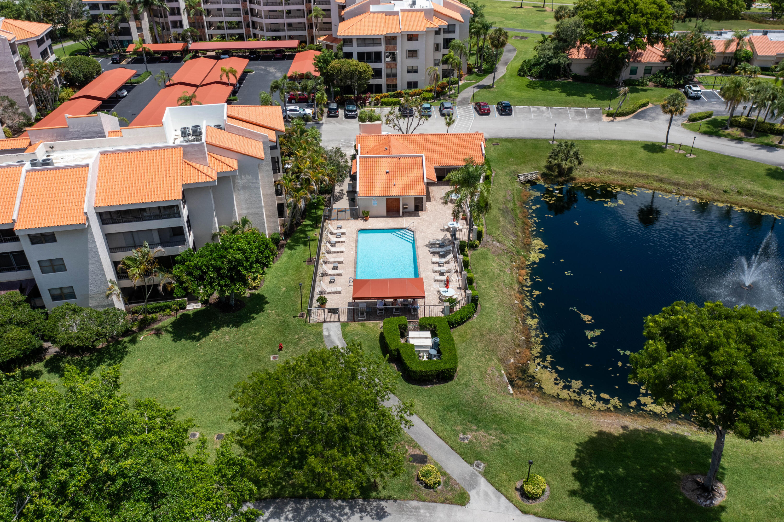 LA PAZ AT BOCA POINTE - Residential
