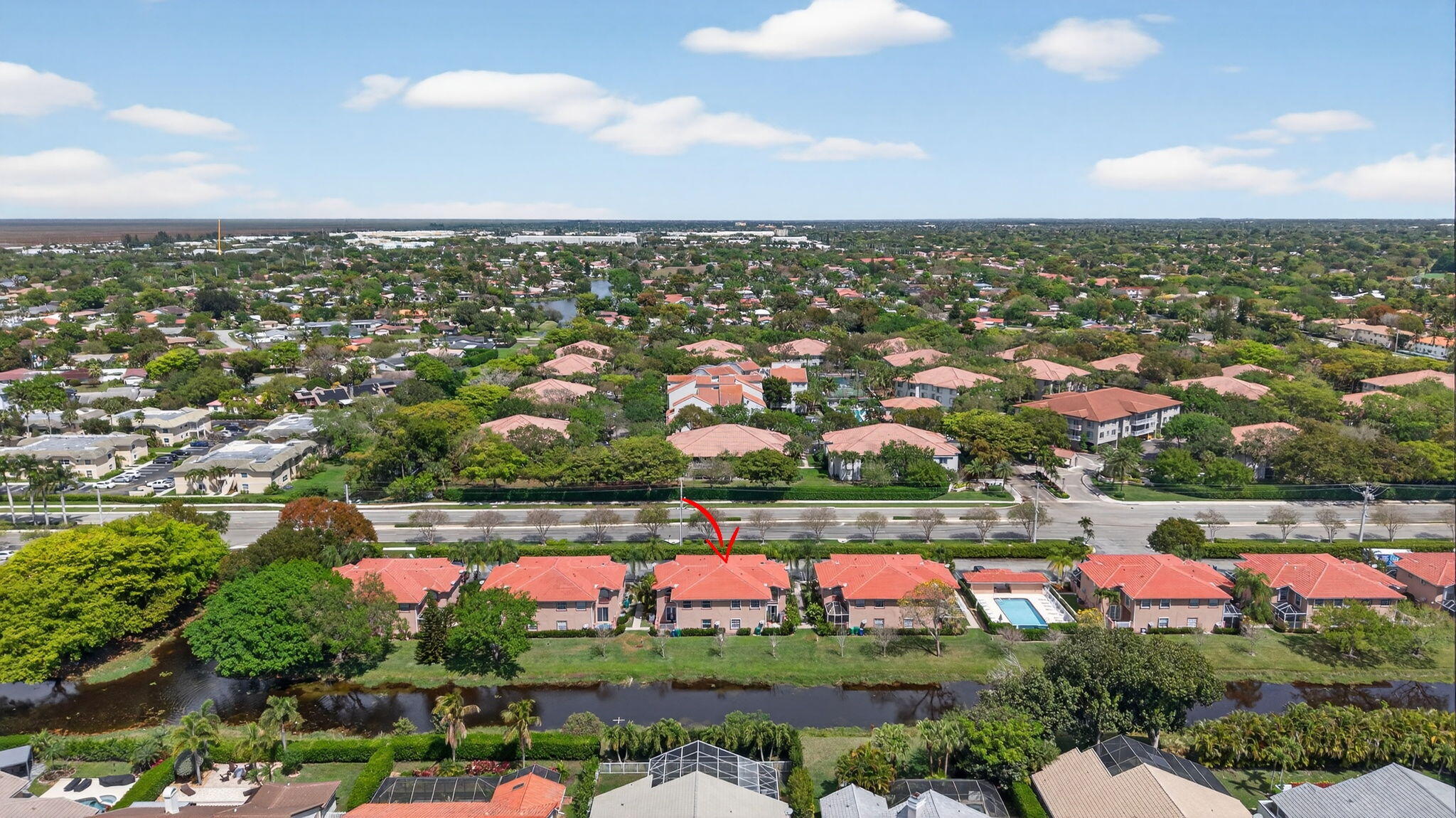 CORAL SPRINGS COUNTRY CLUB - Residential