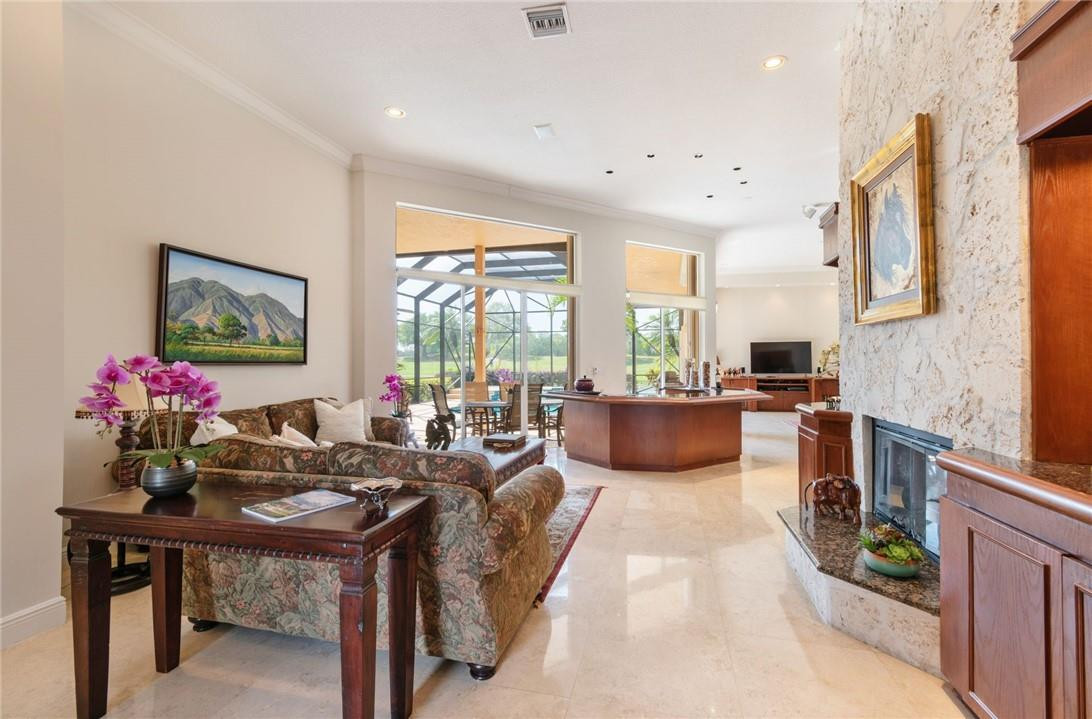 WESTON HILLS GRAND OAKS - Residential