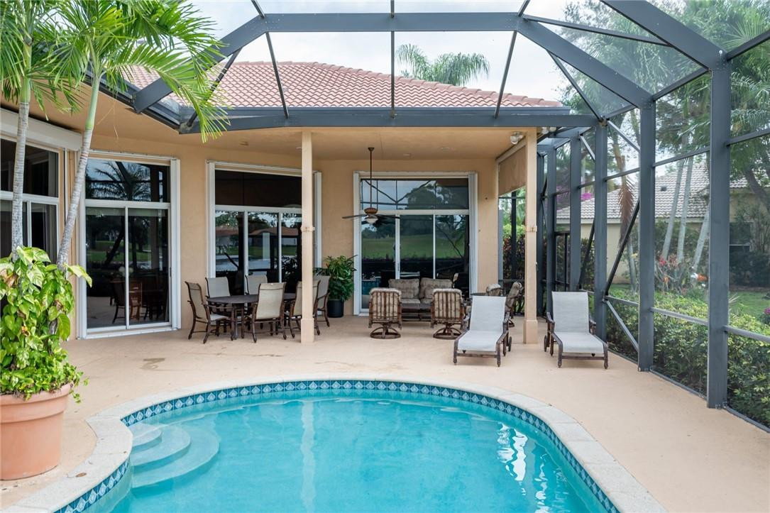 WESTON HILLS GRAND OAKS - Residential