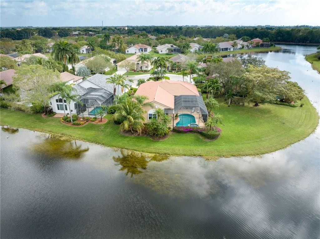 WESTON HILLS GRAND OAKS - Residential