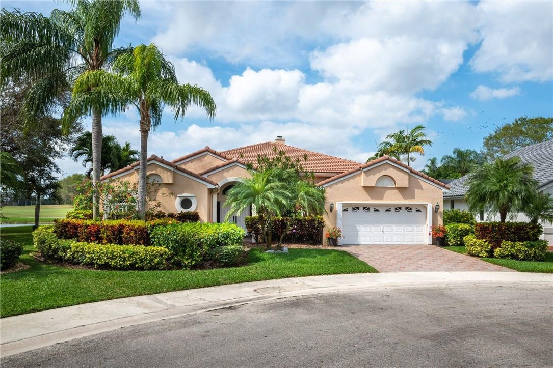 WESTON HILLS GRAND OAKS - Residential