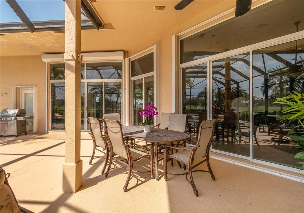WESTON HILLS GRAND OAKS - Residential