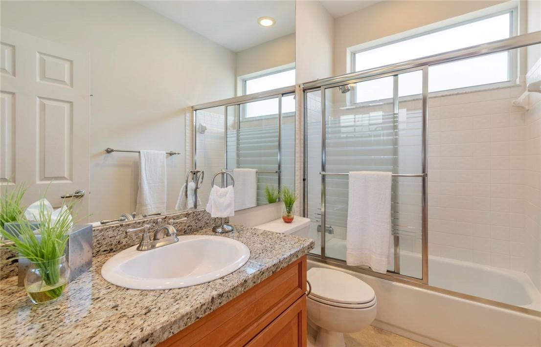 WESTON HILLS GRAND OAKS - Residential