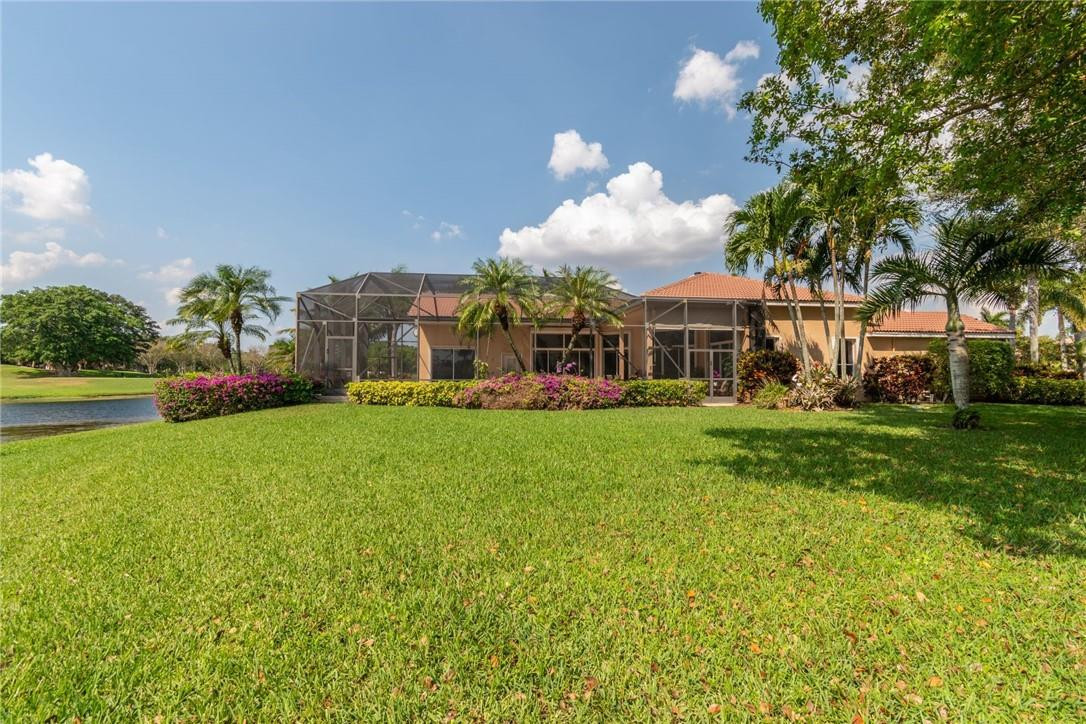 WESTON HILLS GRAND OAKS - Residential