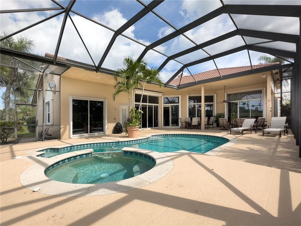 WESTON HILLS GRAND OAKS - Residential