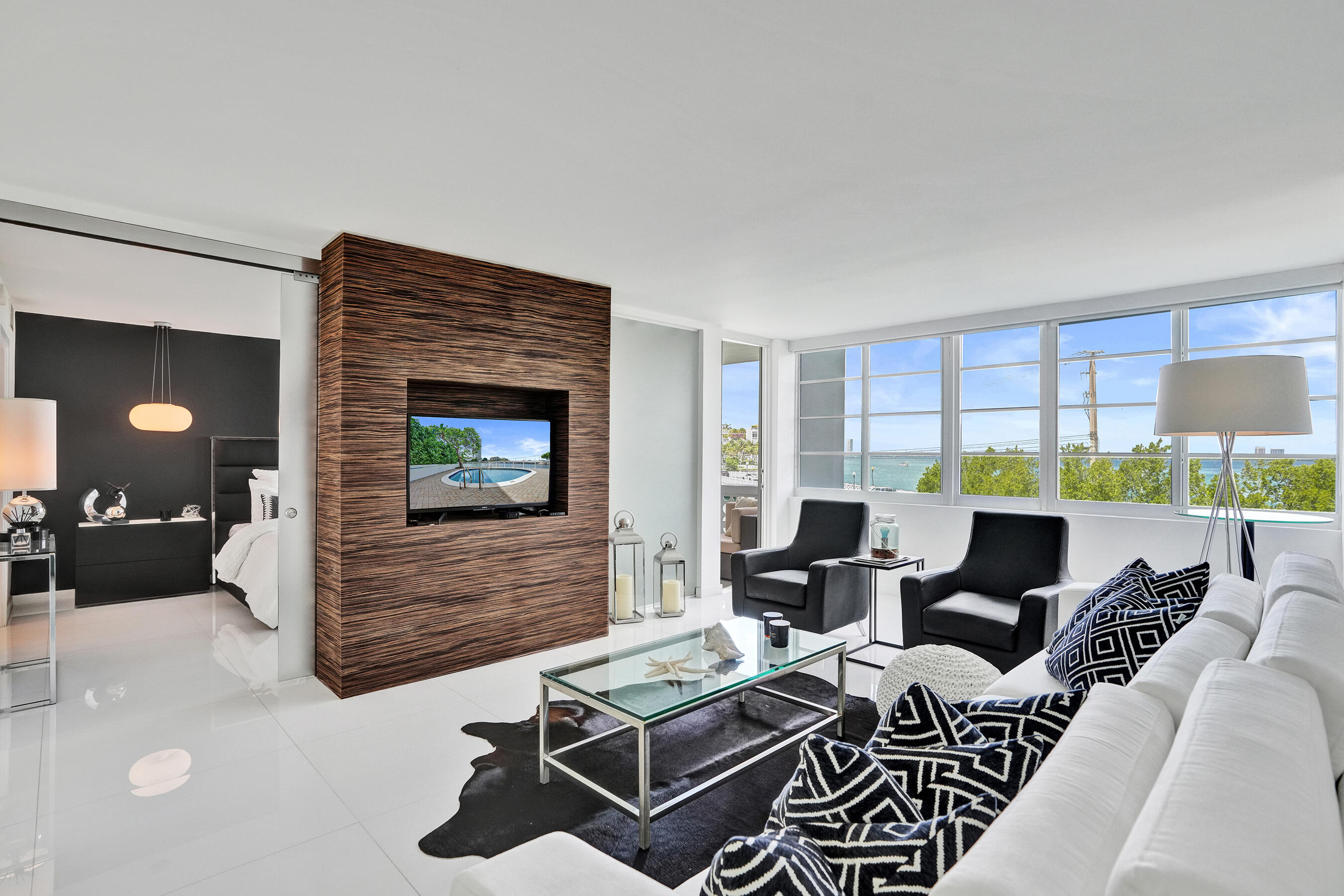 BONNE VIE CONDO - Residential