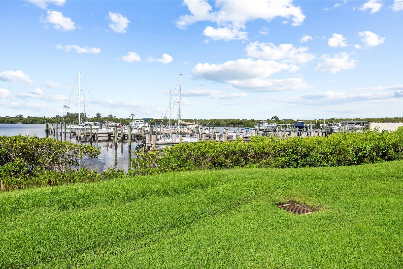 TARPON BAY YACHT CLUB CONDOMINIUM H - Residential