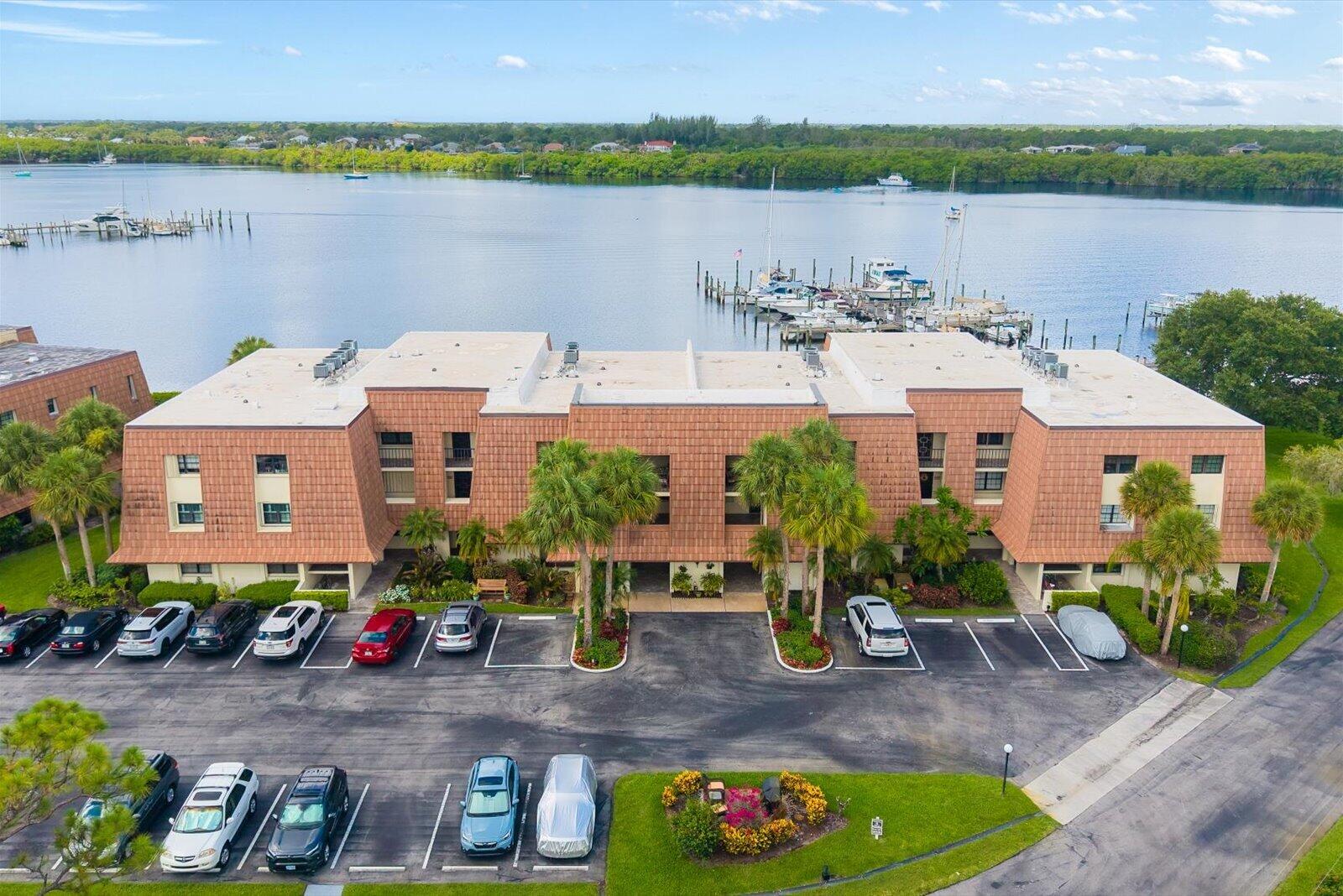 TARPON BAY YACHT CLUB CONDOMINIUM H - Residential