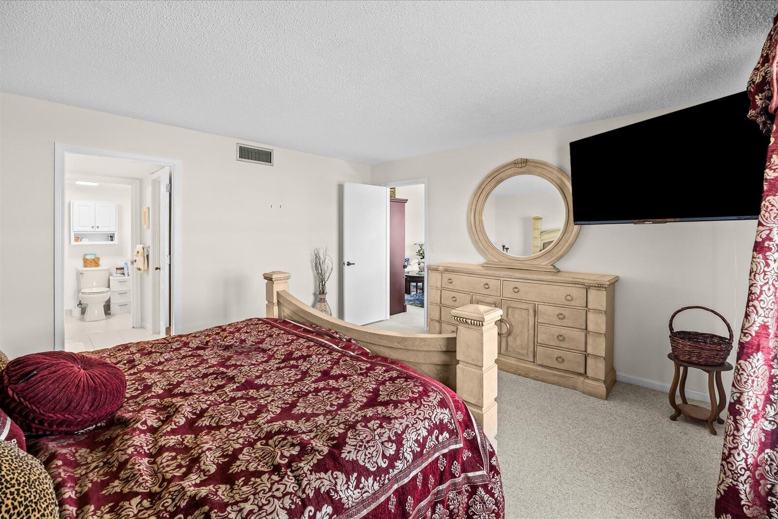 TARPON BAY YACHT CLUB CONDOMINIUM H - Residential
