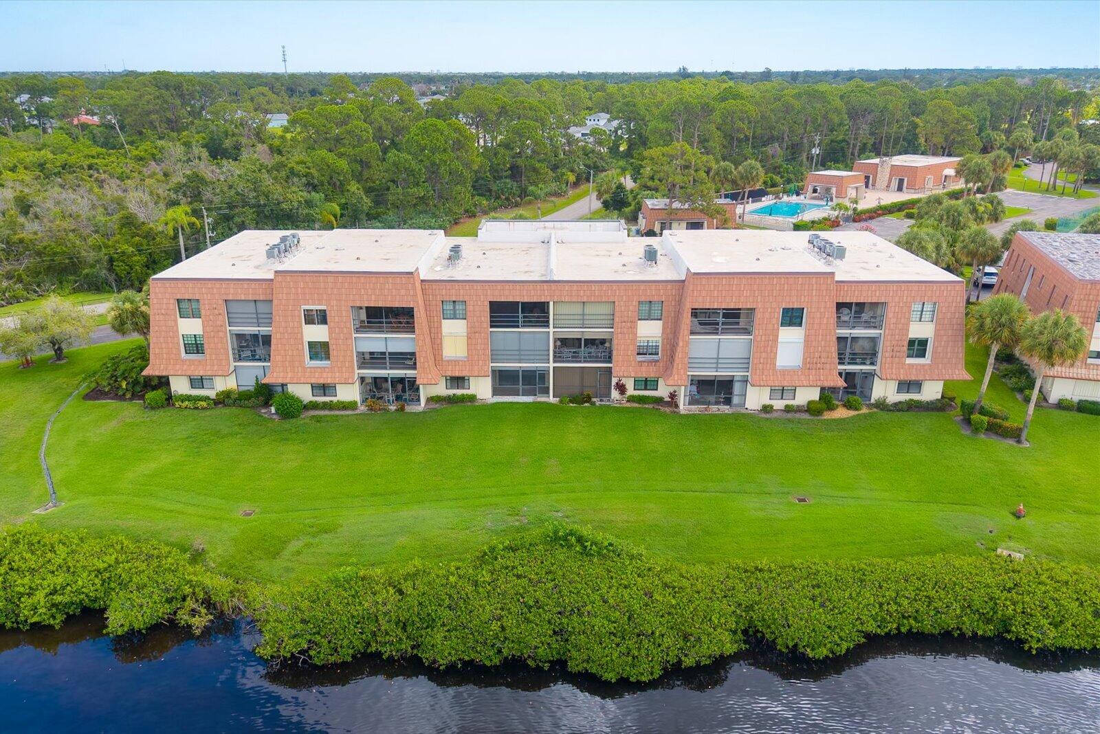 TARPON BAY YACHT CLUB CONDOMINIUM H - Residential