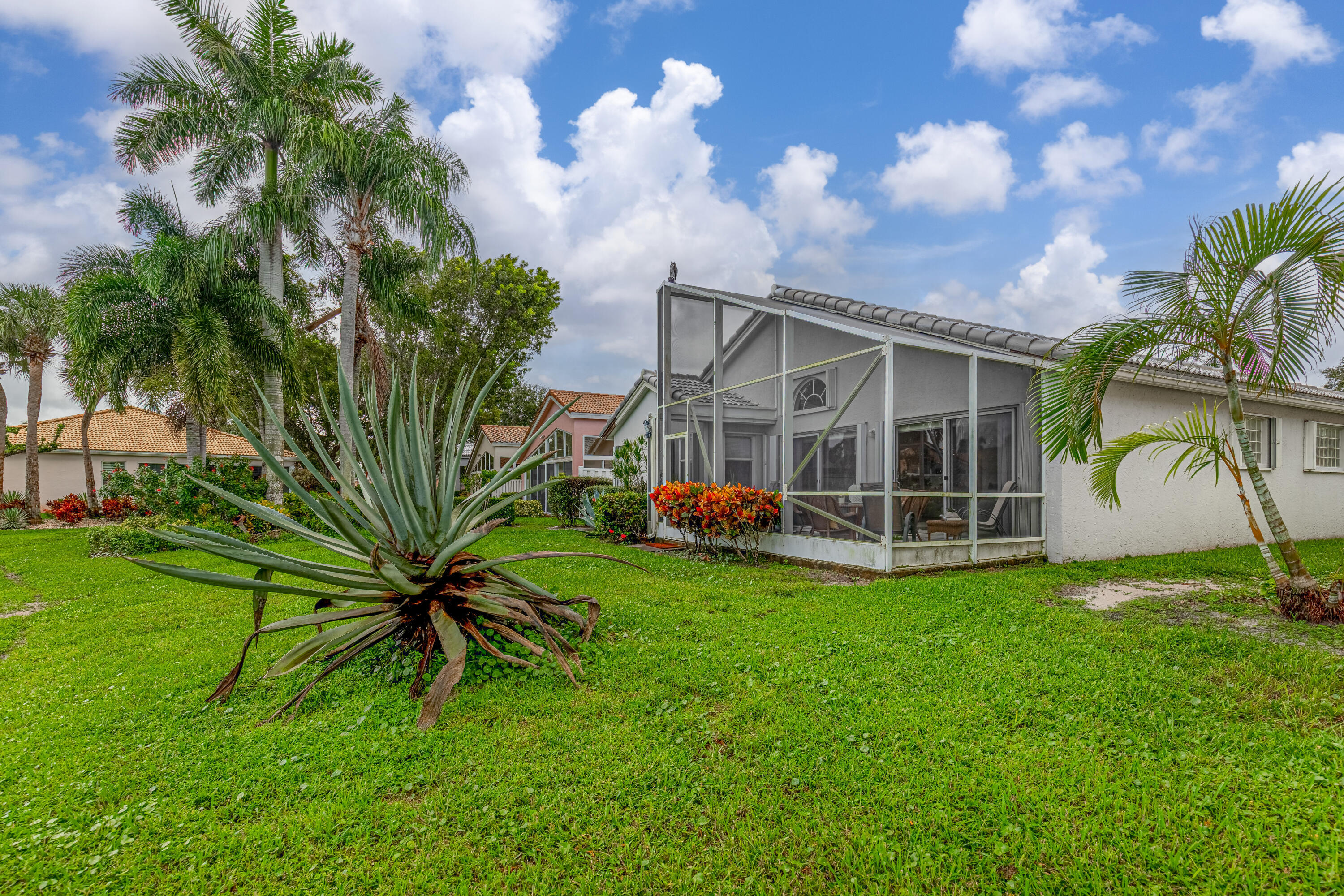 CORAL LAKES IV - Residential Lease