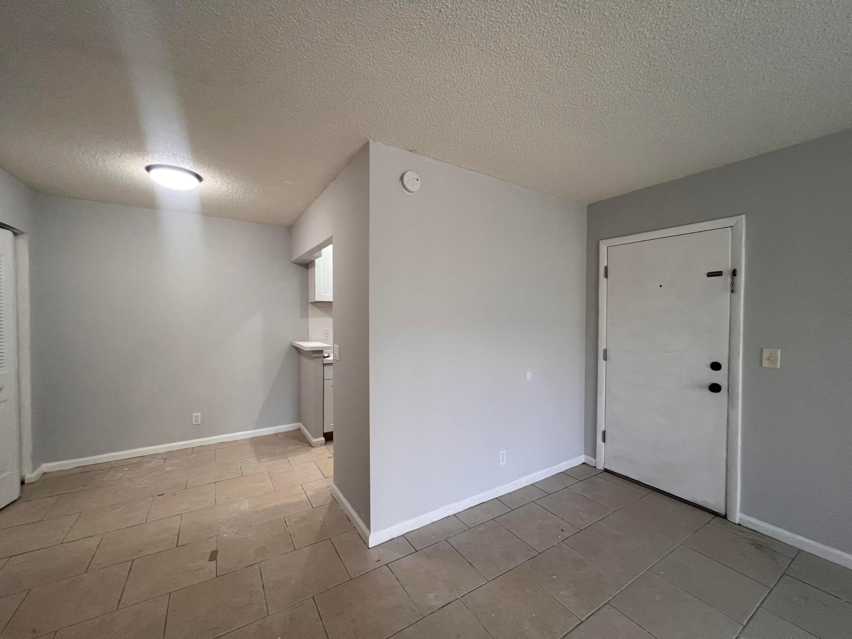 CROSS CREEK CONDO - Residential Lease