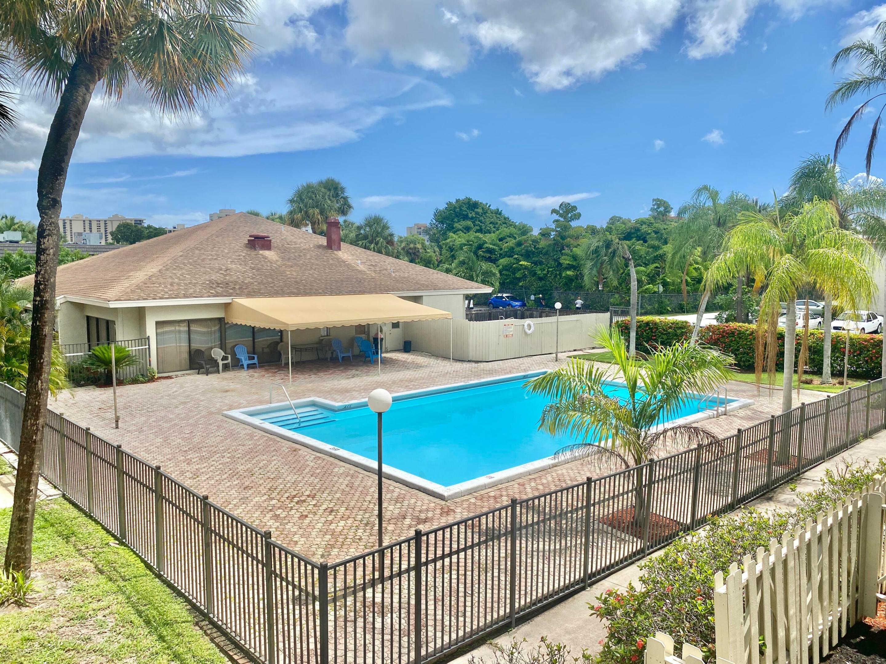 CROSS CREEK CONDO - Residential Lease