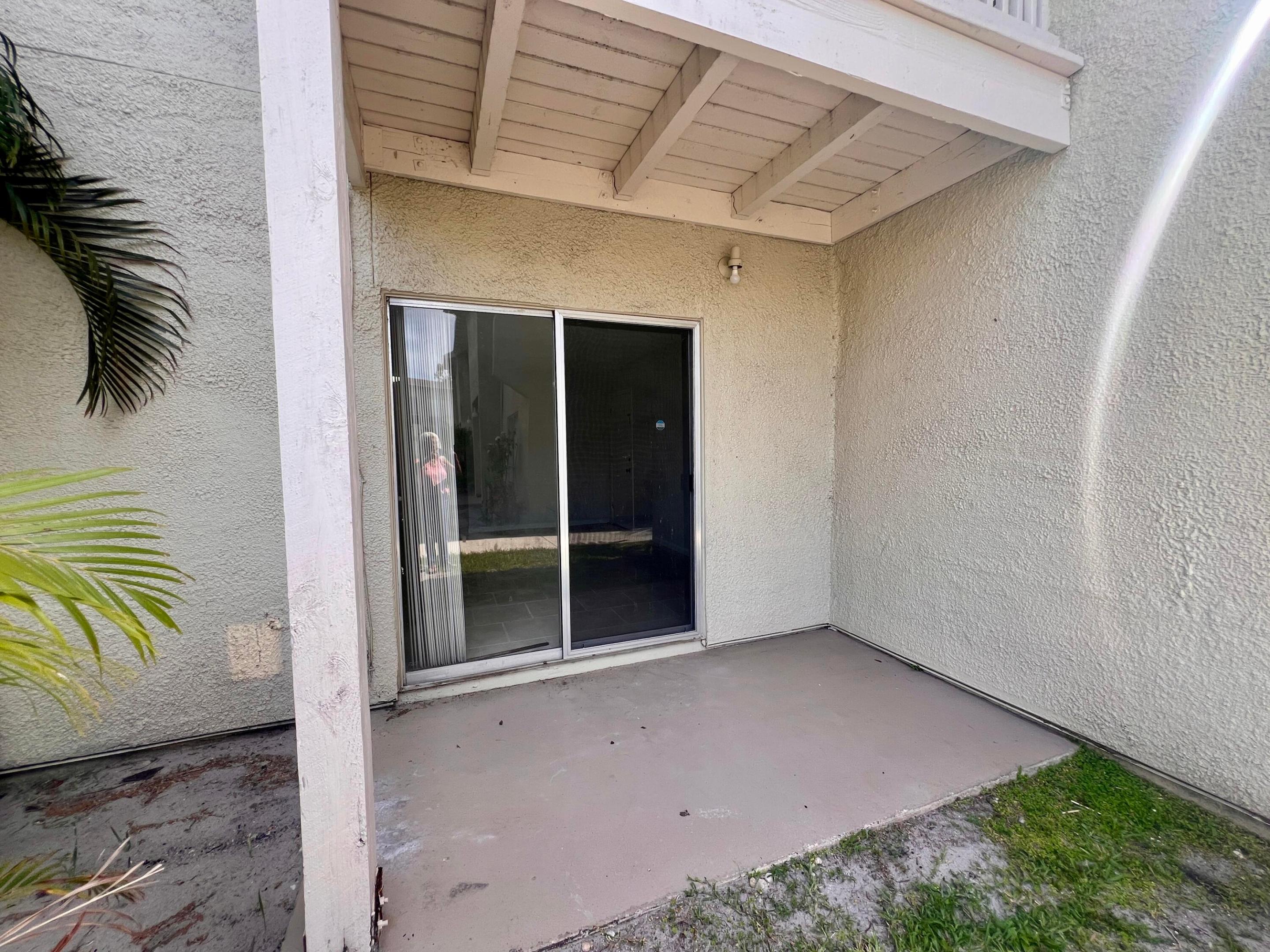 CROSS CREEK CONDO - Residential Lease
