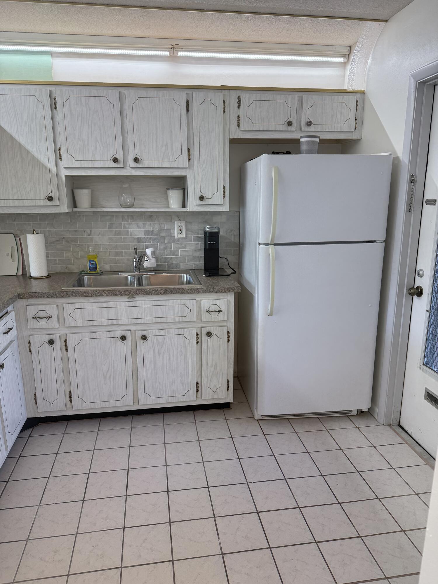Lake Clarke Gardens Condo 9 - Residential