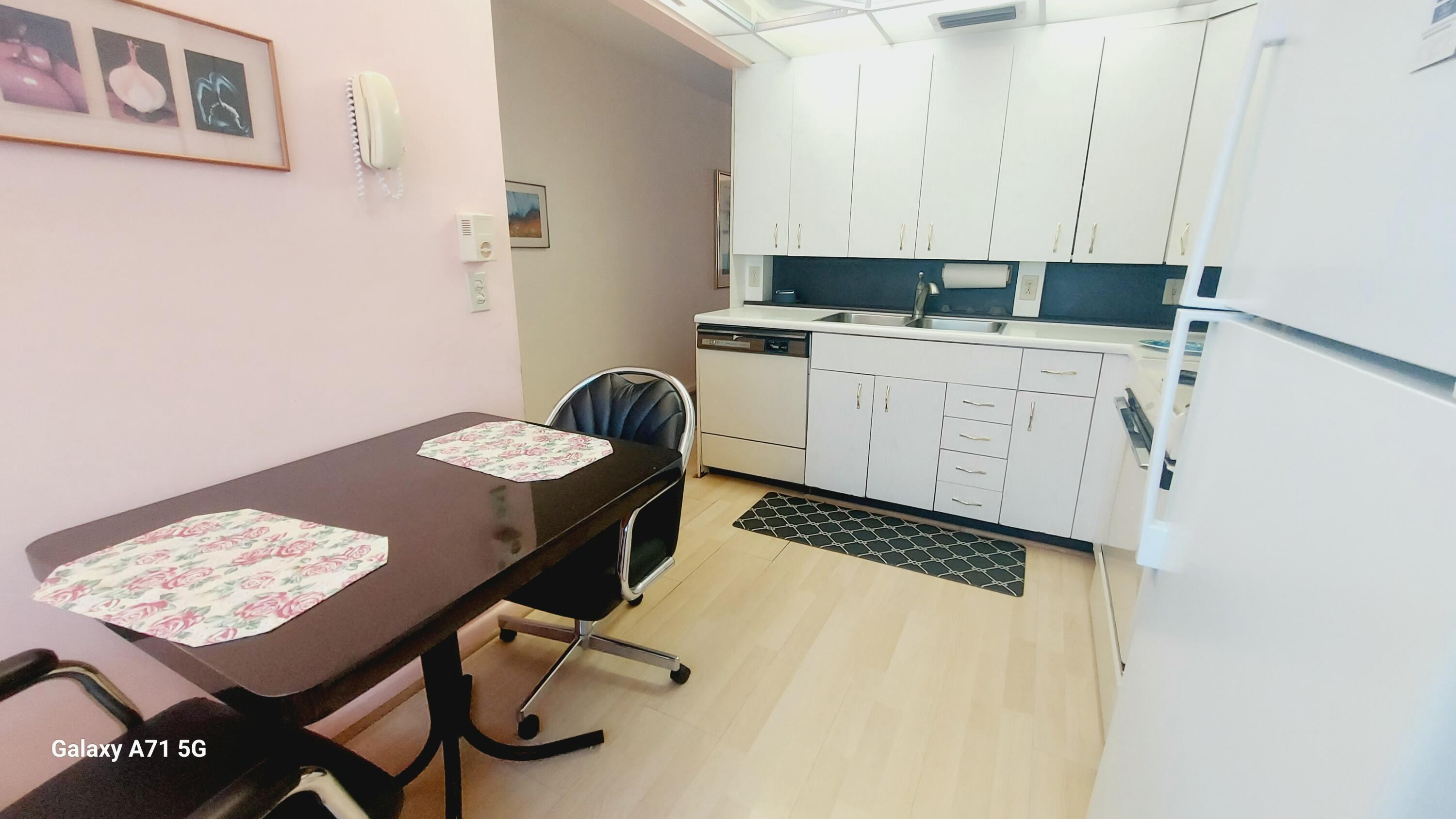 YARMOUTH AT CENTURY VILLAGE CONDO - Residential Lease