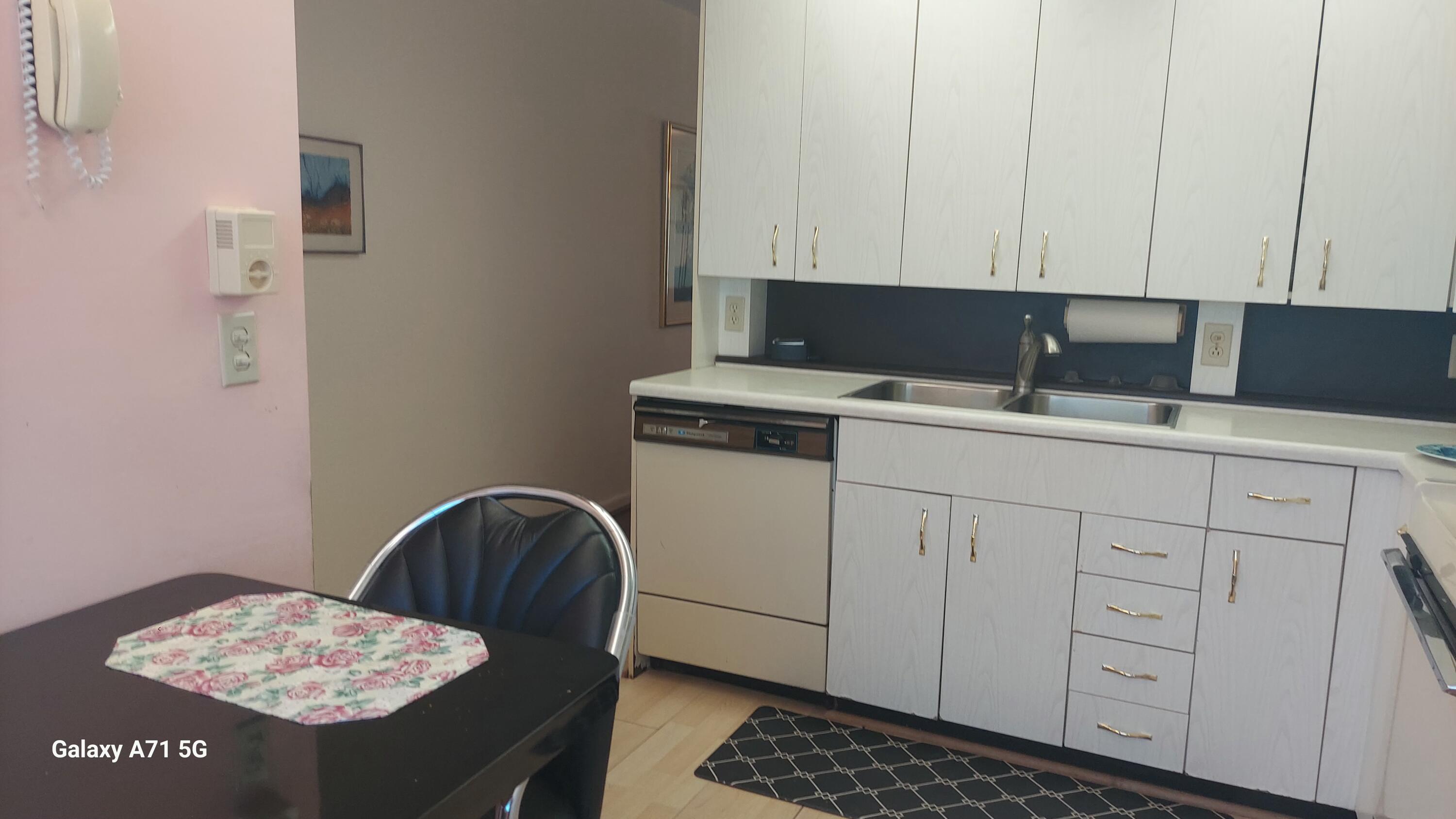 YARMOUTH AT CENTURY VILLAGE CONDO - Residential Lease