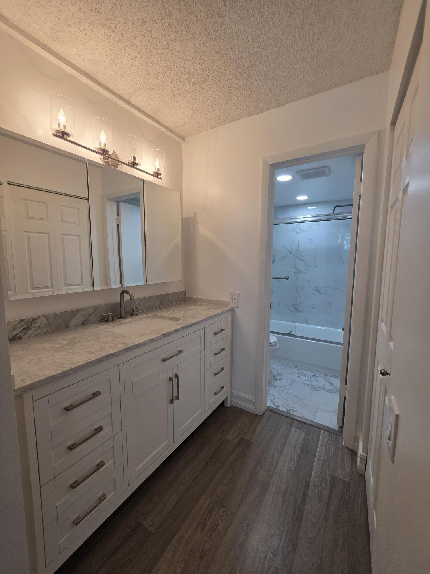 LIME BAY CONDOMINIUM 1 - Residential