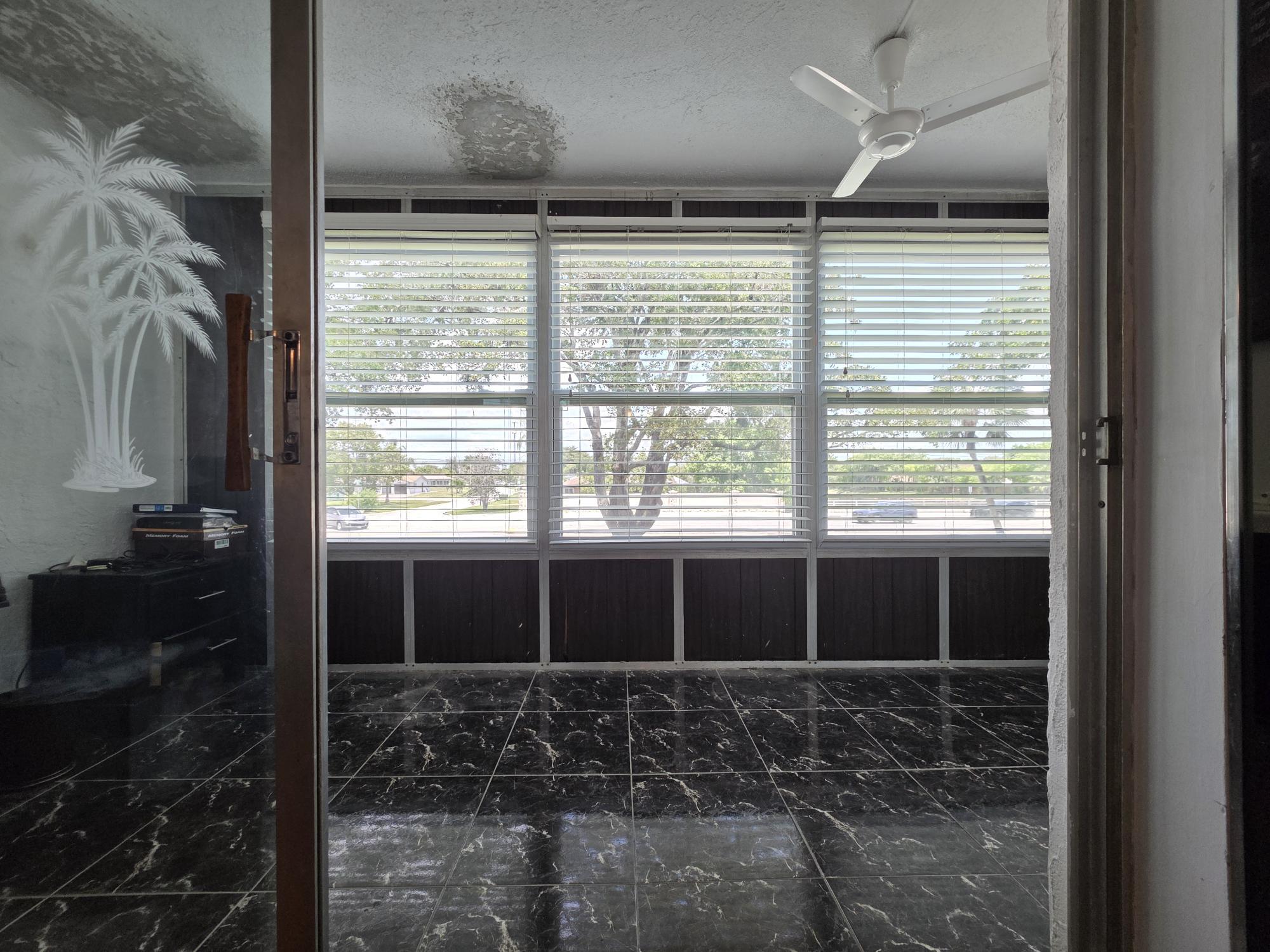 LIME BAY CONDOMINIUM 1 - Residential