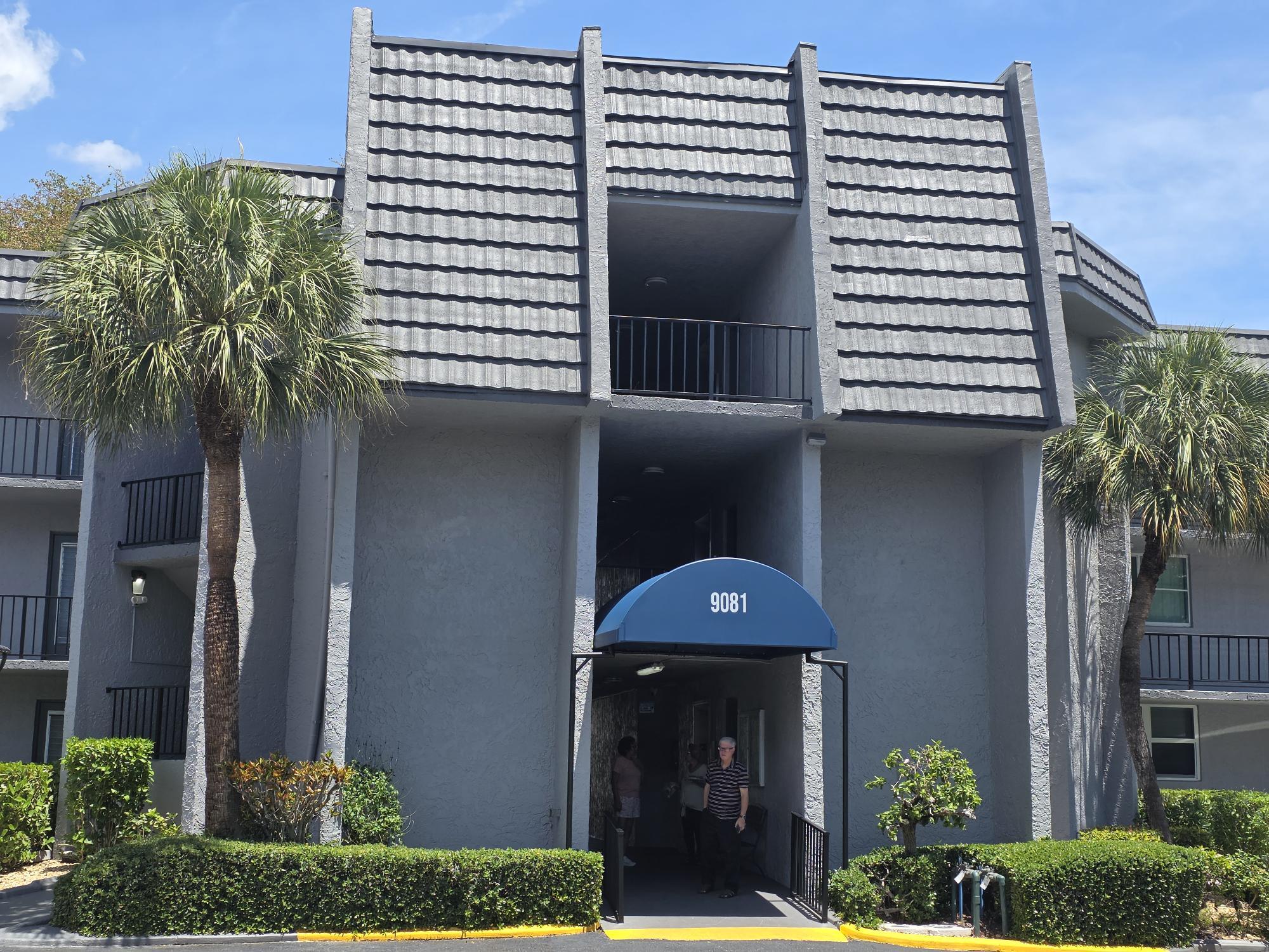 LIME BAY CONDOMINIUM 1 - Residential