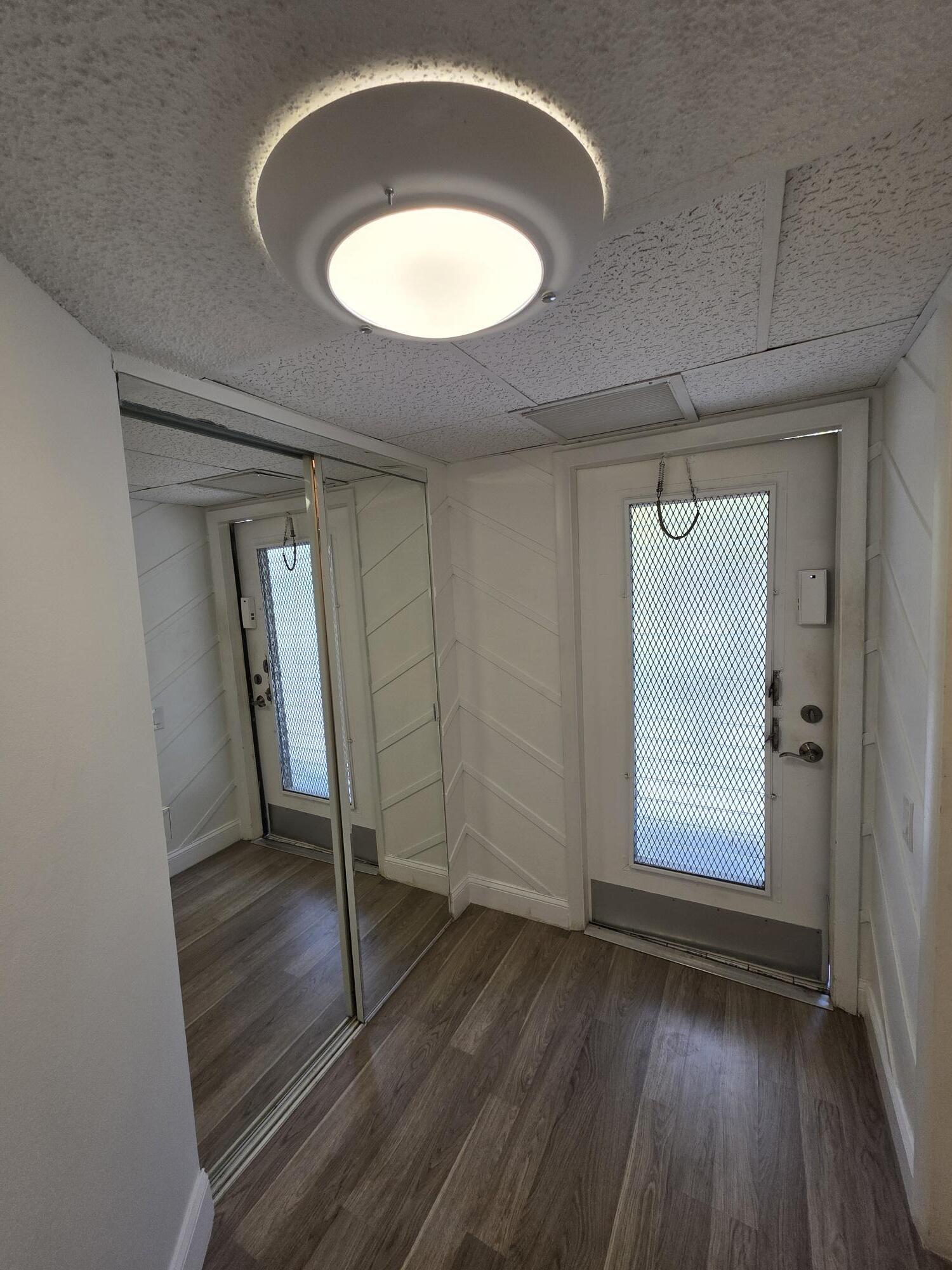 LIME BAY CONDOMINIUM 1 - Residential