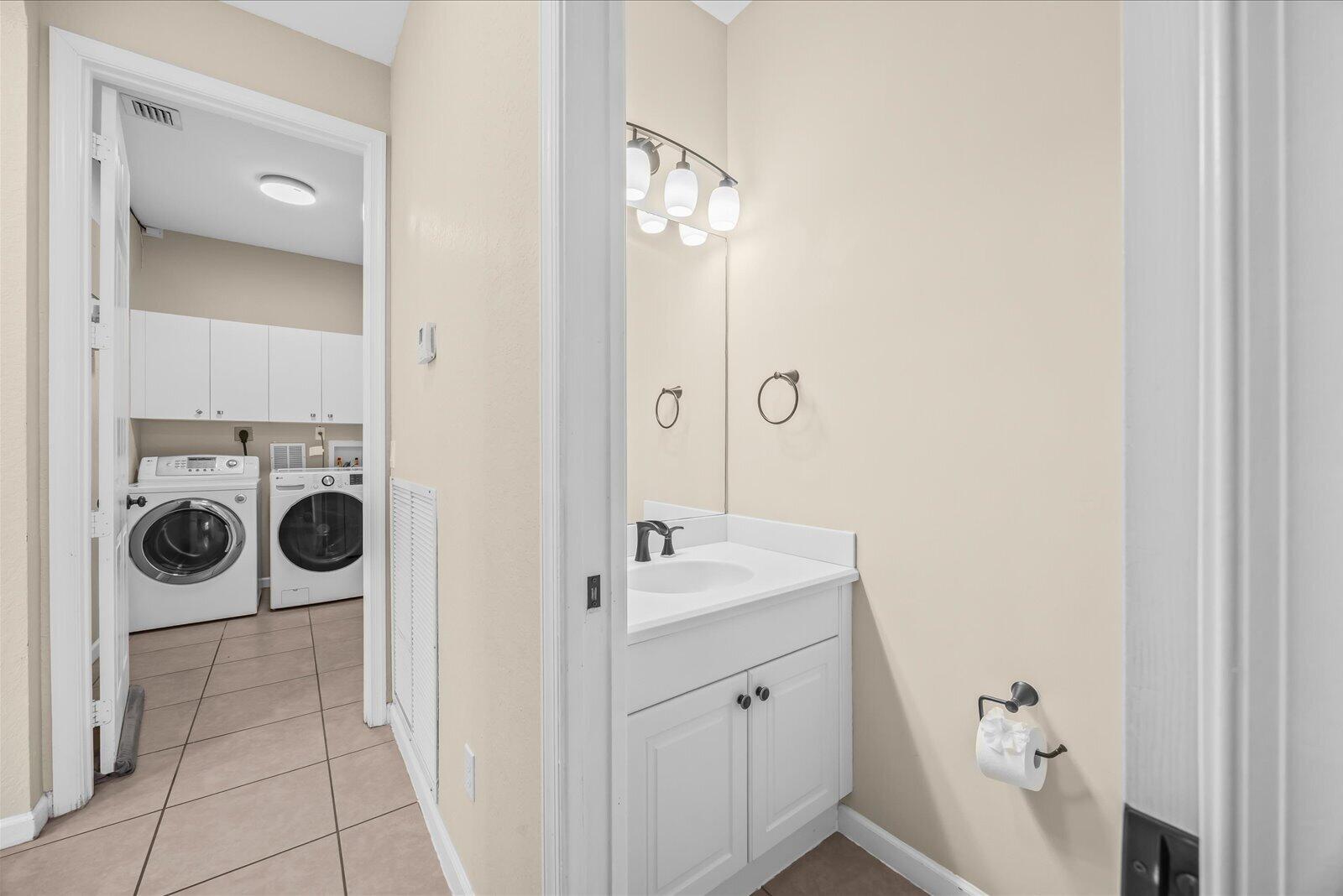 FOURTH  REPLAT OF PORTOFINO ISLES - Residential