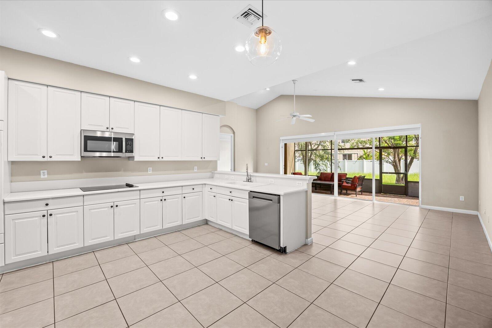FOURTH  REPLAT OF PORTOFINO ISLES - Residential