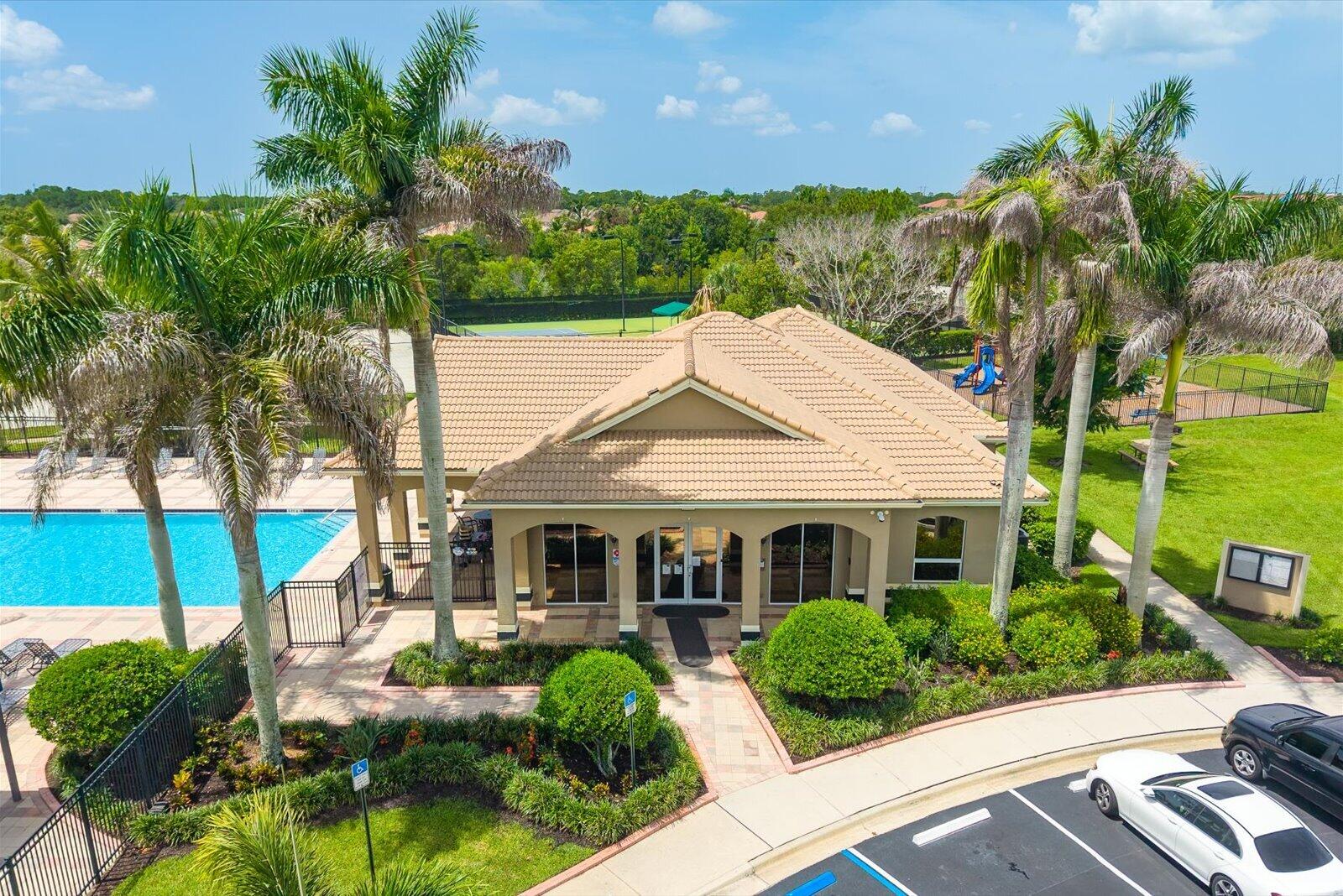 FOURTH  REPLAT OF PORTOFINO ISLES - Residential
