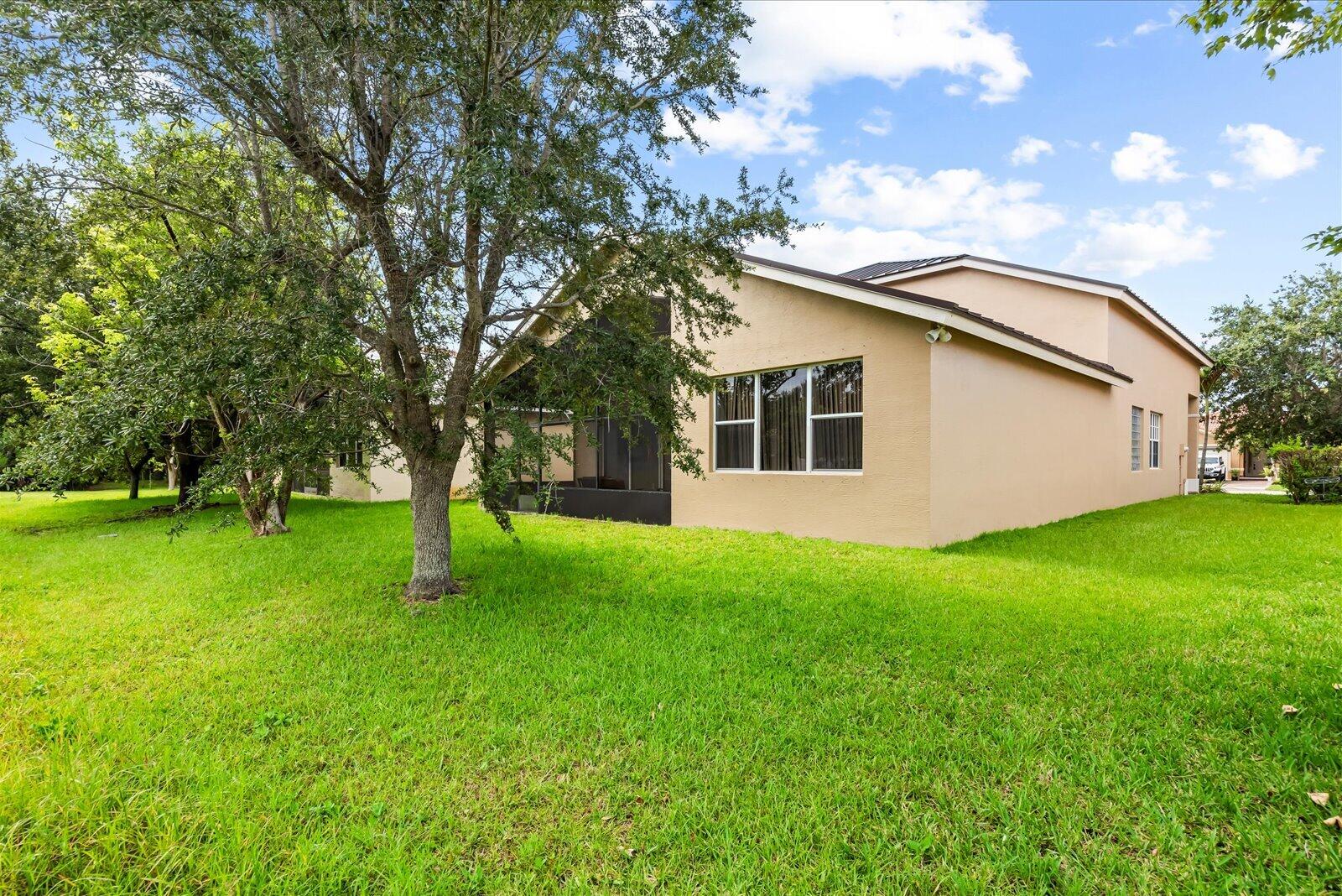 FOURTH  REPLAT OF PORTOFINO ISLES - Residential