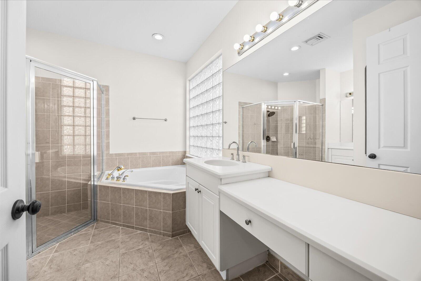 FOURTH  REPLAT OF PORTOFINO ISLES - Residential