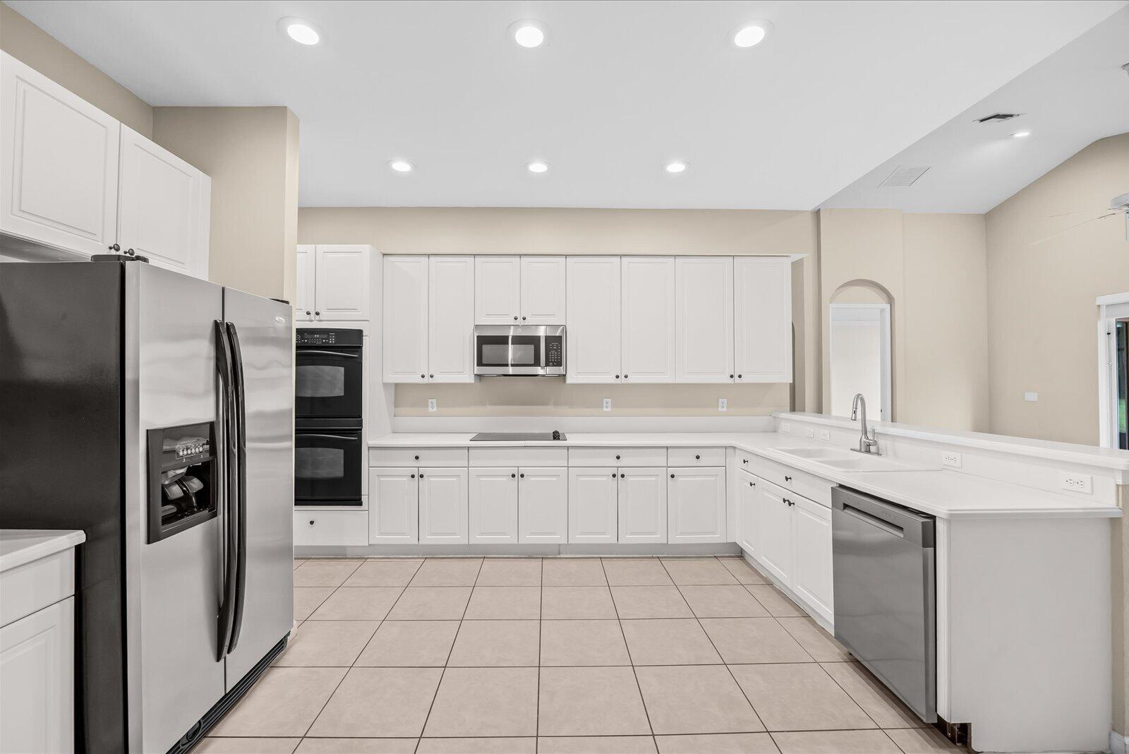 FOURTH  REPLAT OF PORTOFINO ISLES - Residential