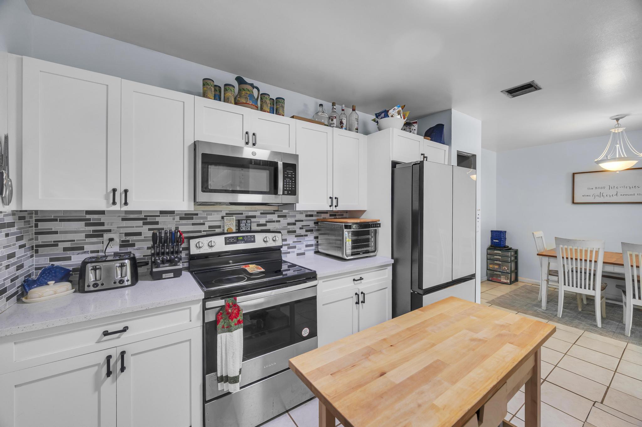 INDIAN RIVER ESTATES UNIT 7 - Residential