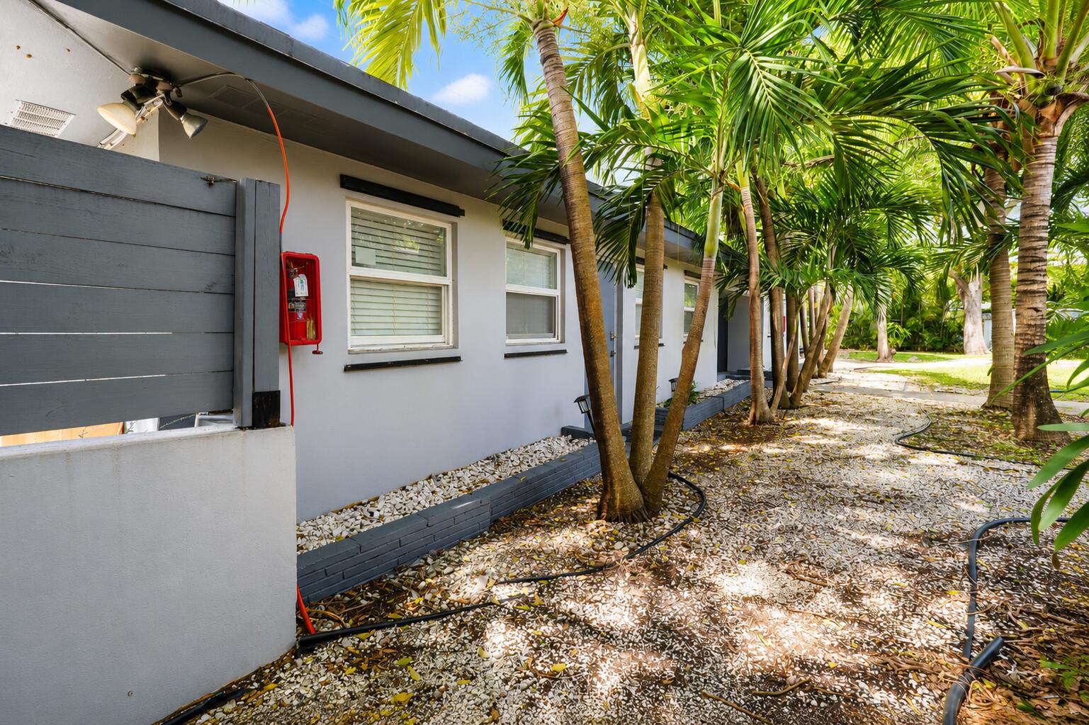 NORTH HOLLYWOOD - Residential Income