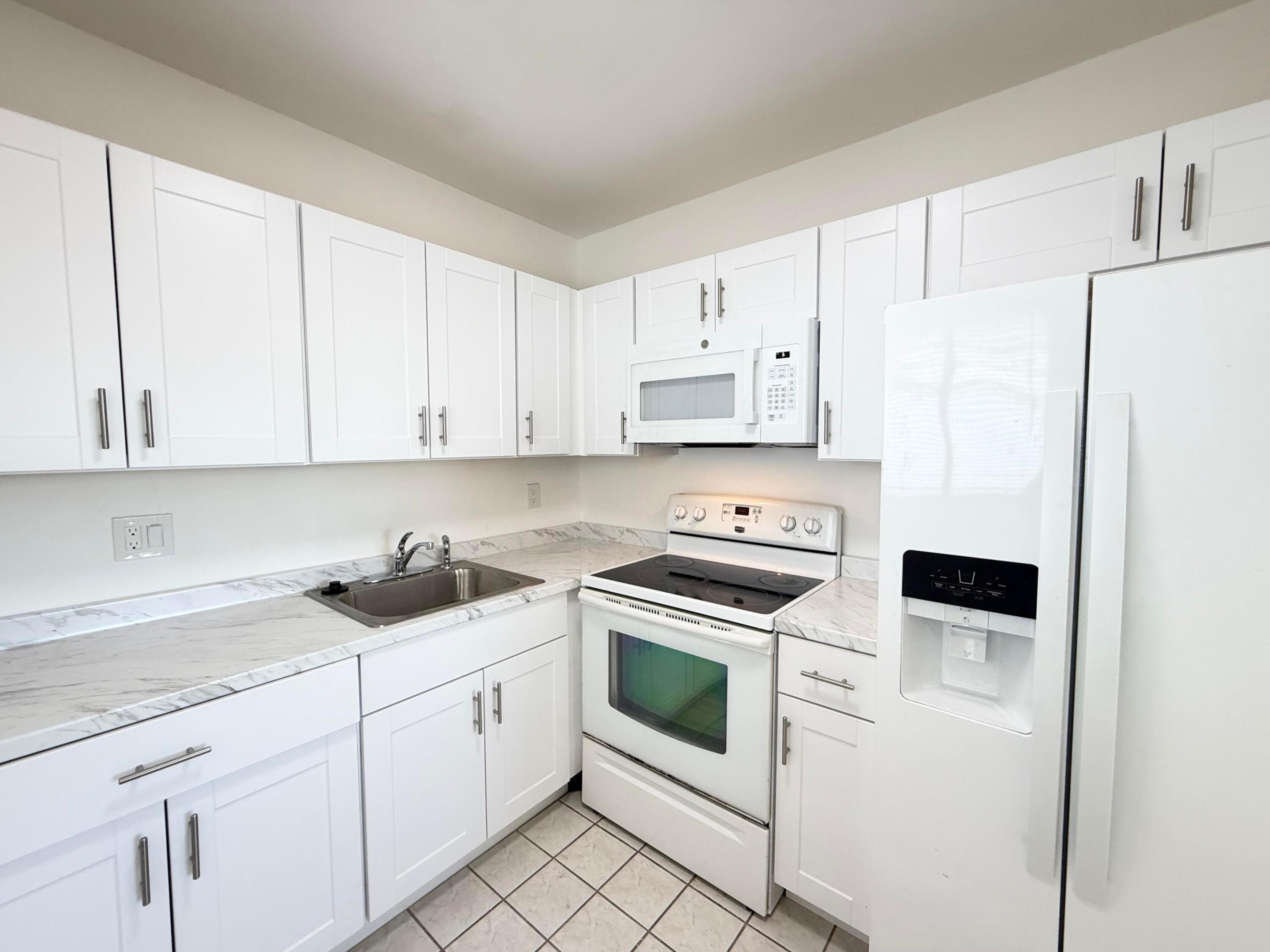 MURRY HILLS - Residential