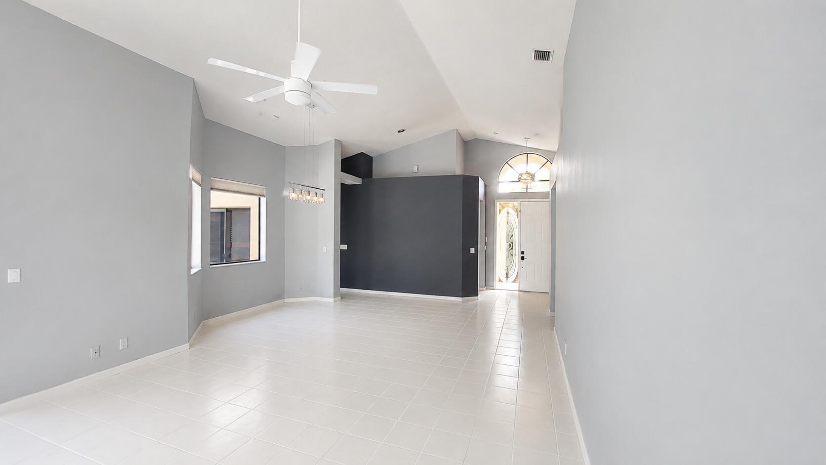 LEXINGTON LAKES - Residential