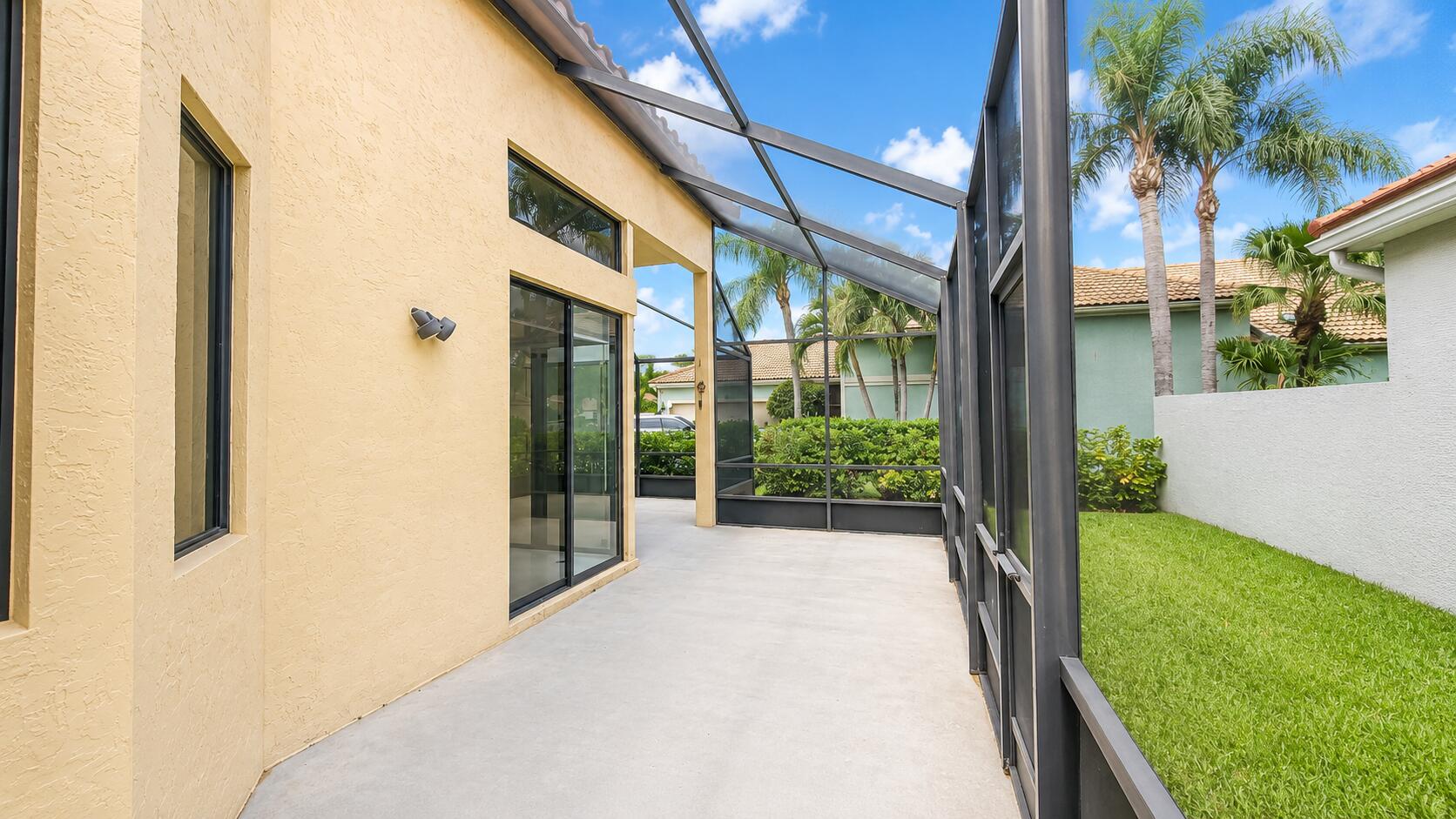 LEXINGTON LAKES - Residential
