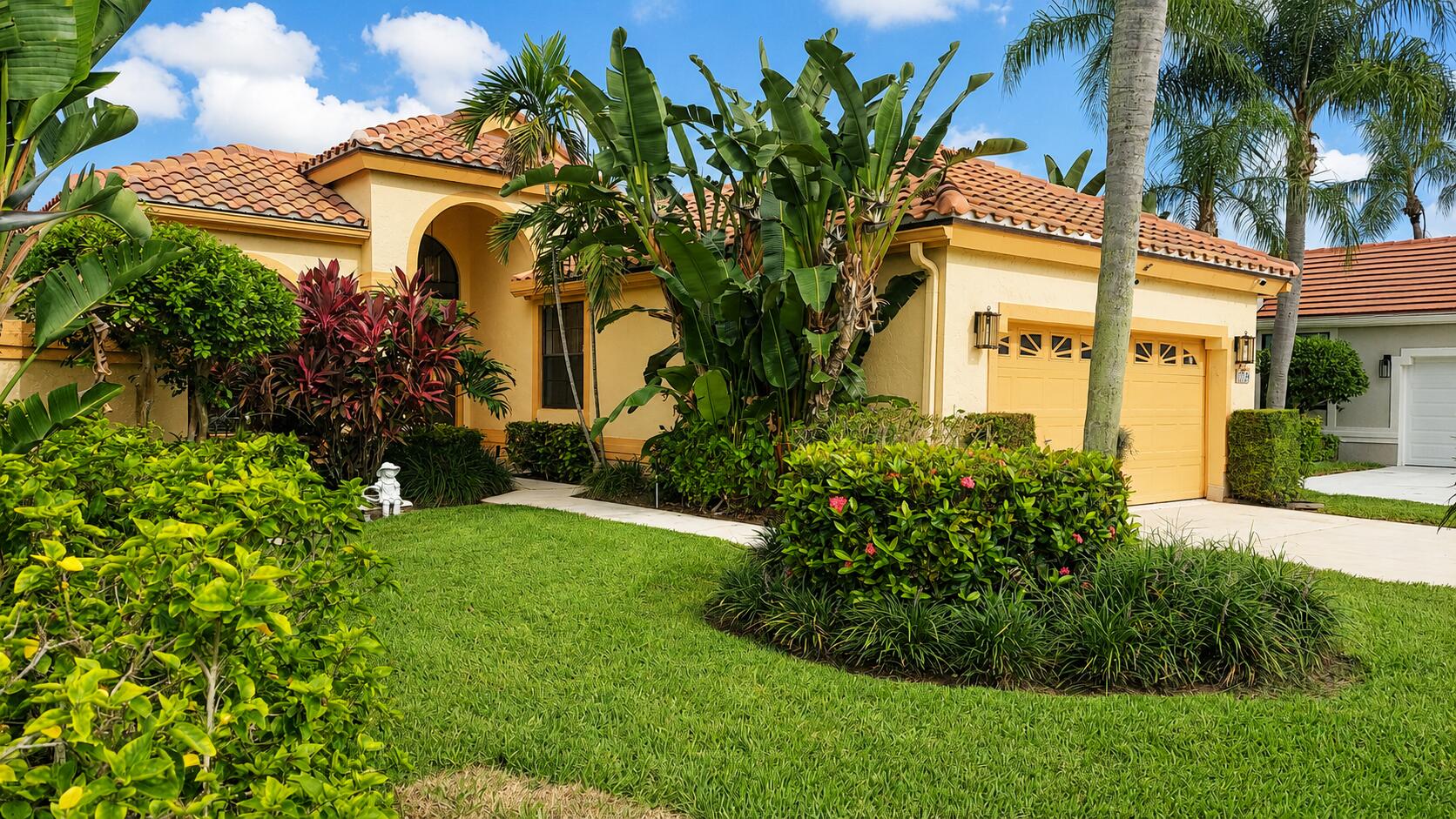 LEXINGTON LAKES - Residential