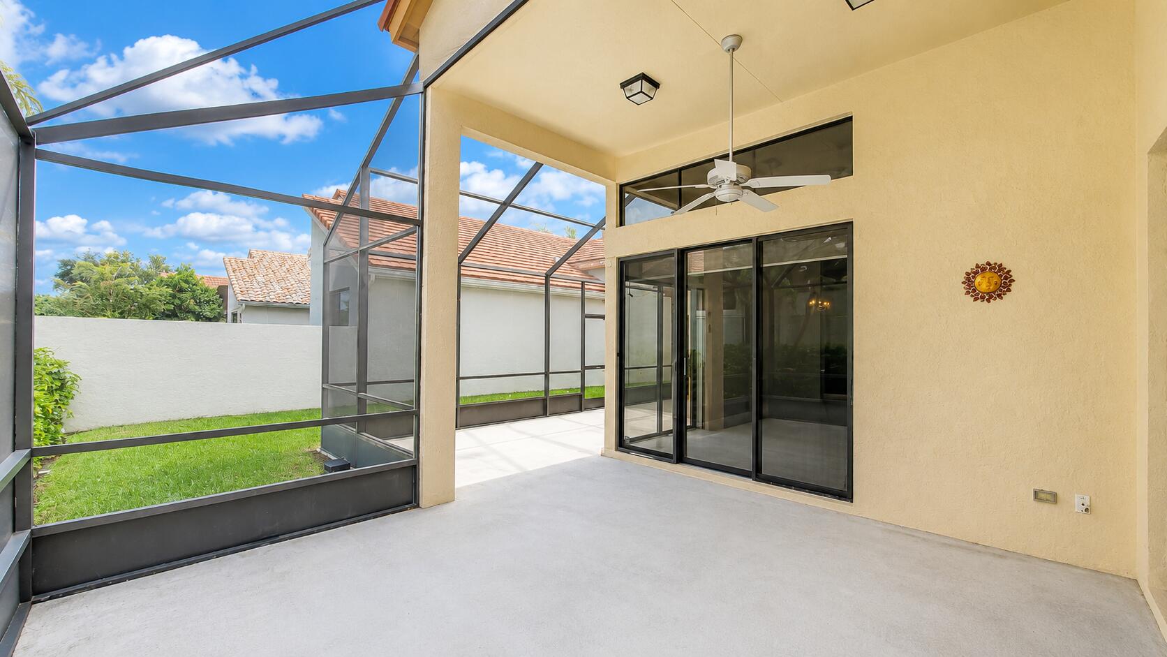 LEXINGTON LAKES - Residential