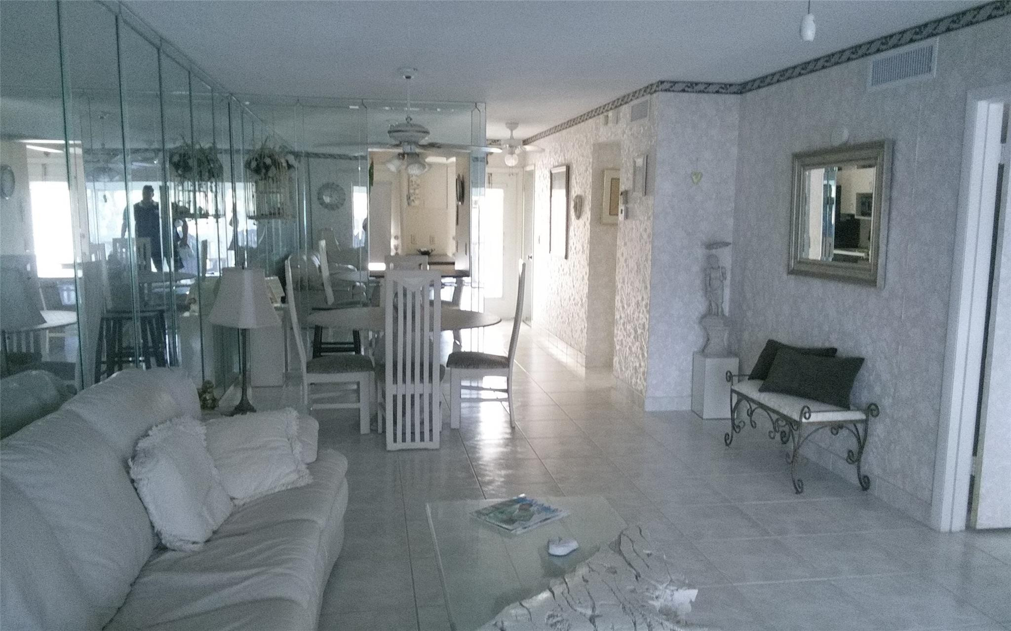 ISLE OF PARADISE CO-OP - Residential