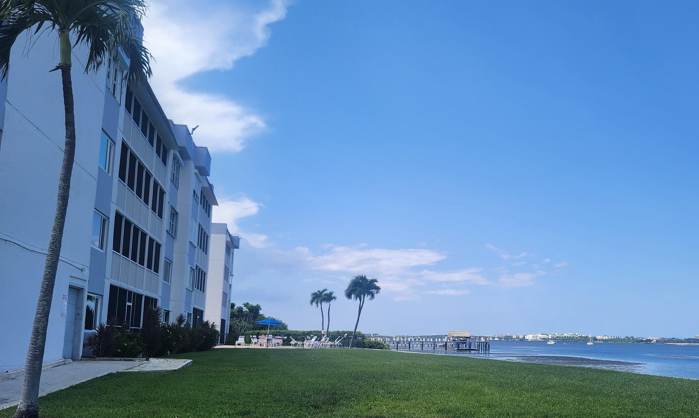 PALM LAKE 1 CONDO - Residential Lease