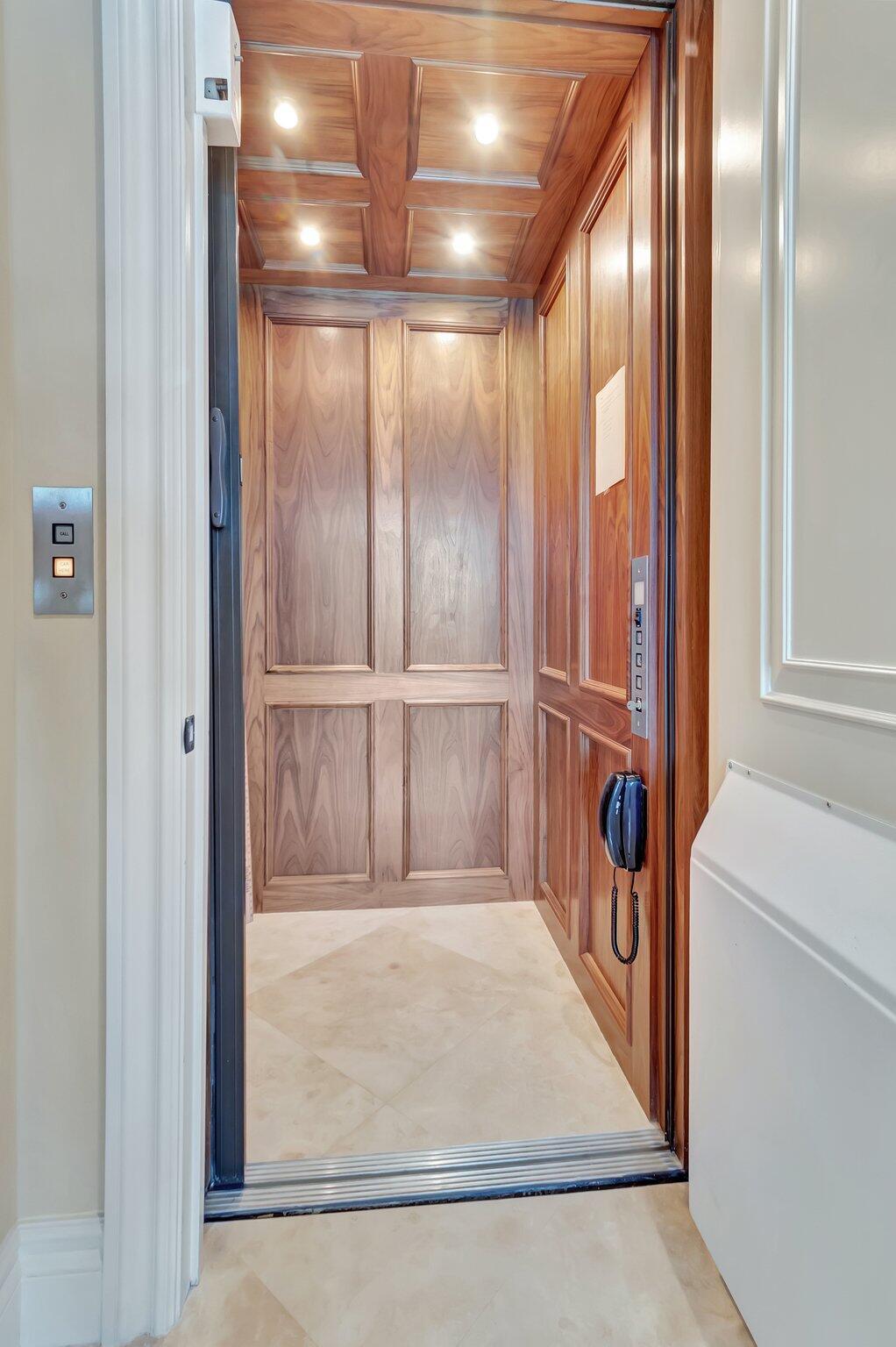 OAKS AT BOCA RATON 7 - Residential