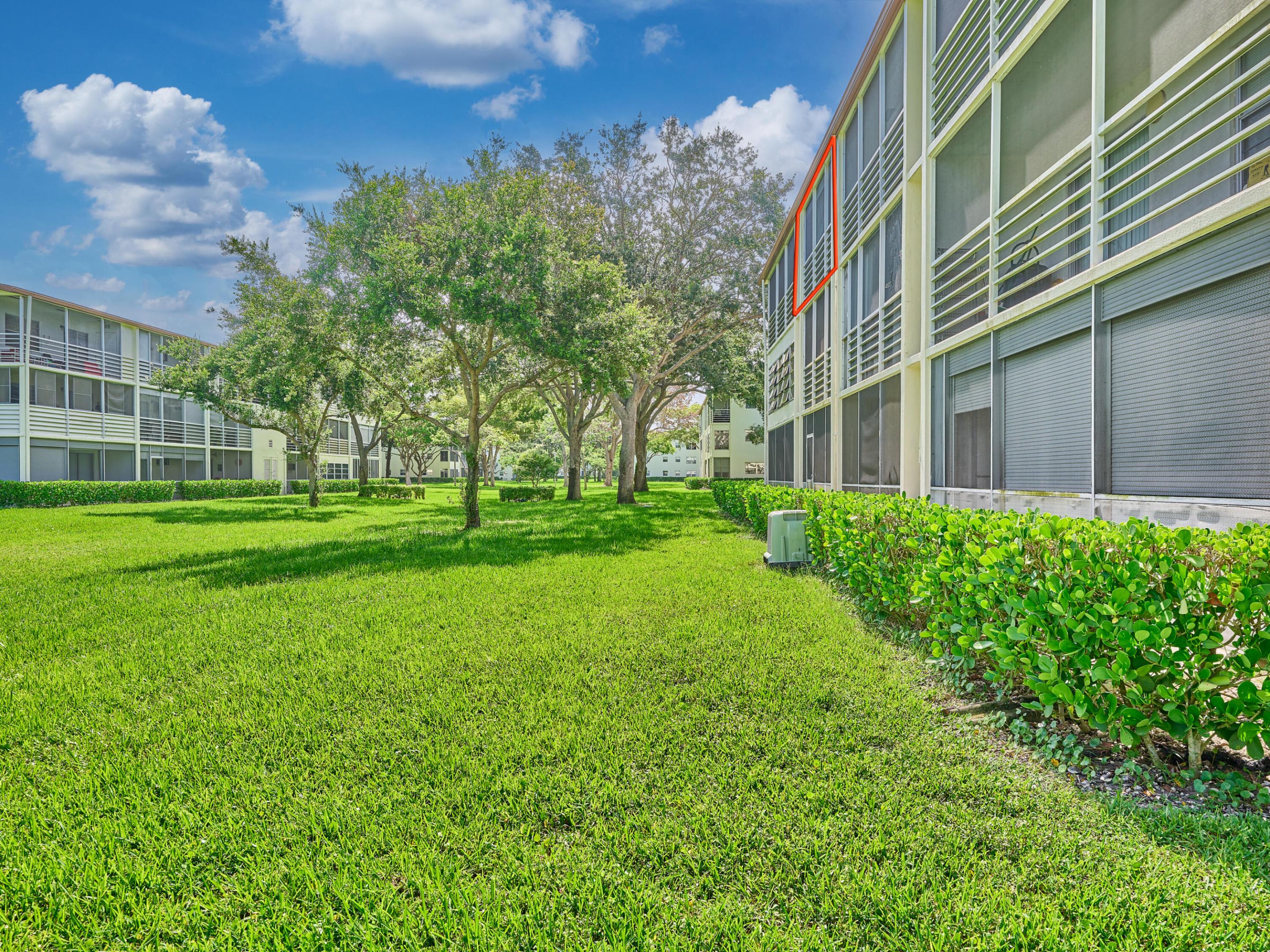 MANSFIELD AT CENTURY VILLAGE CONDO - Residential