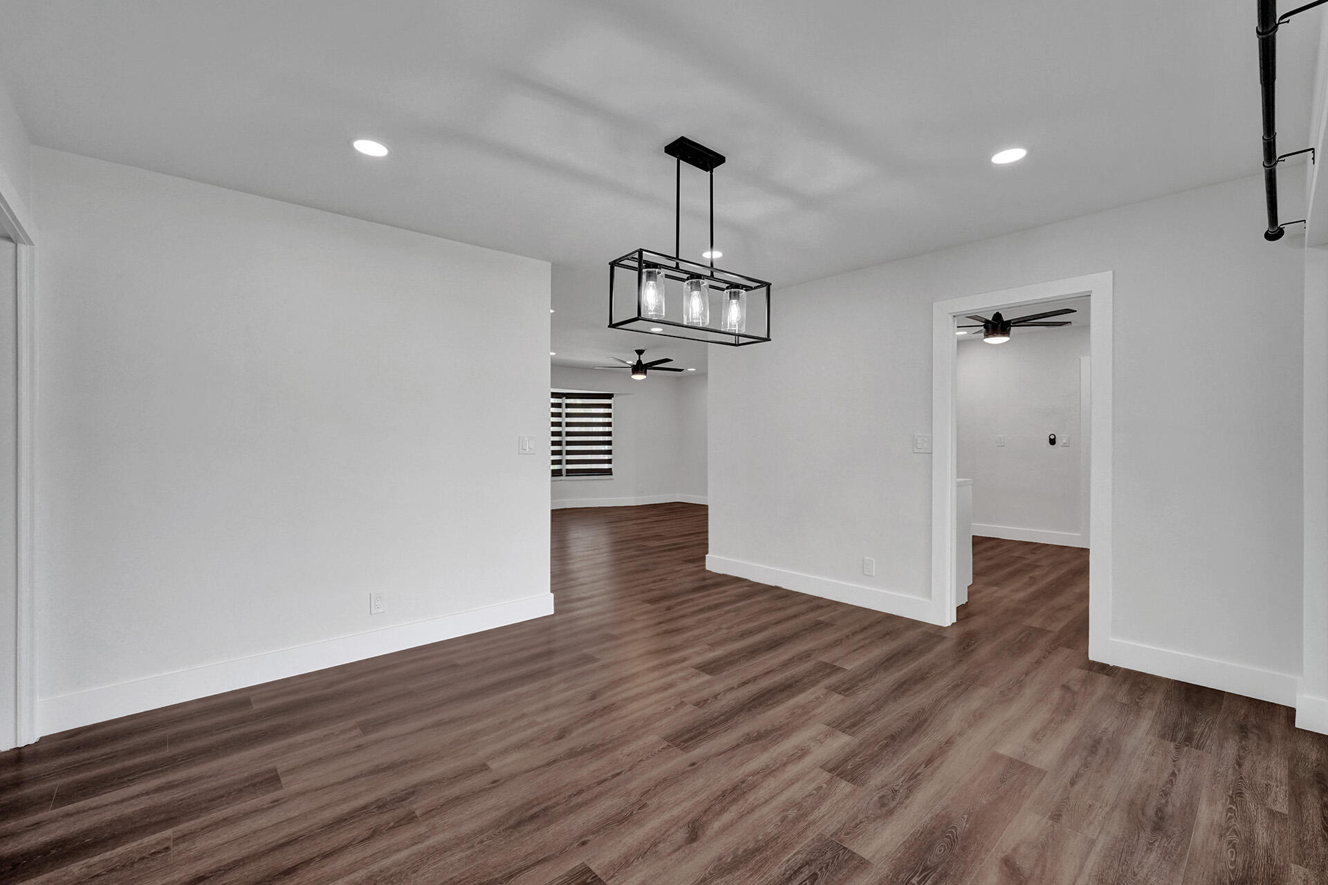 HOLLYWOOD HILLS - Residential Lease