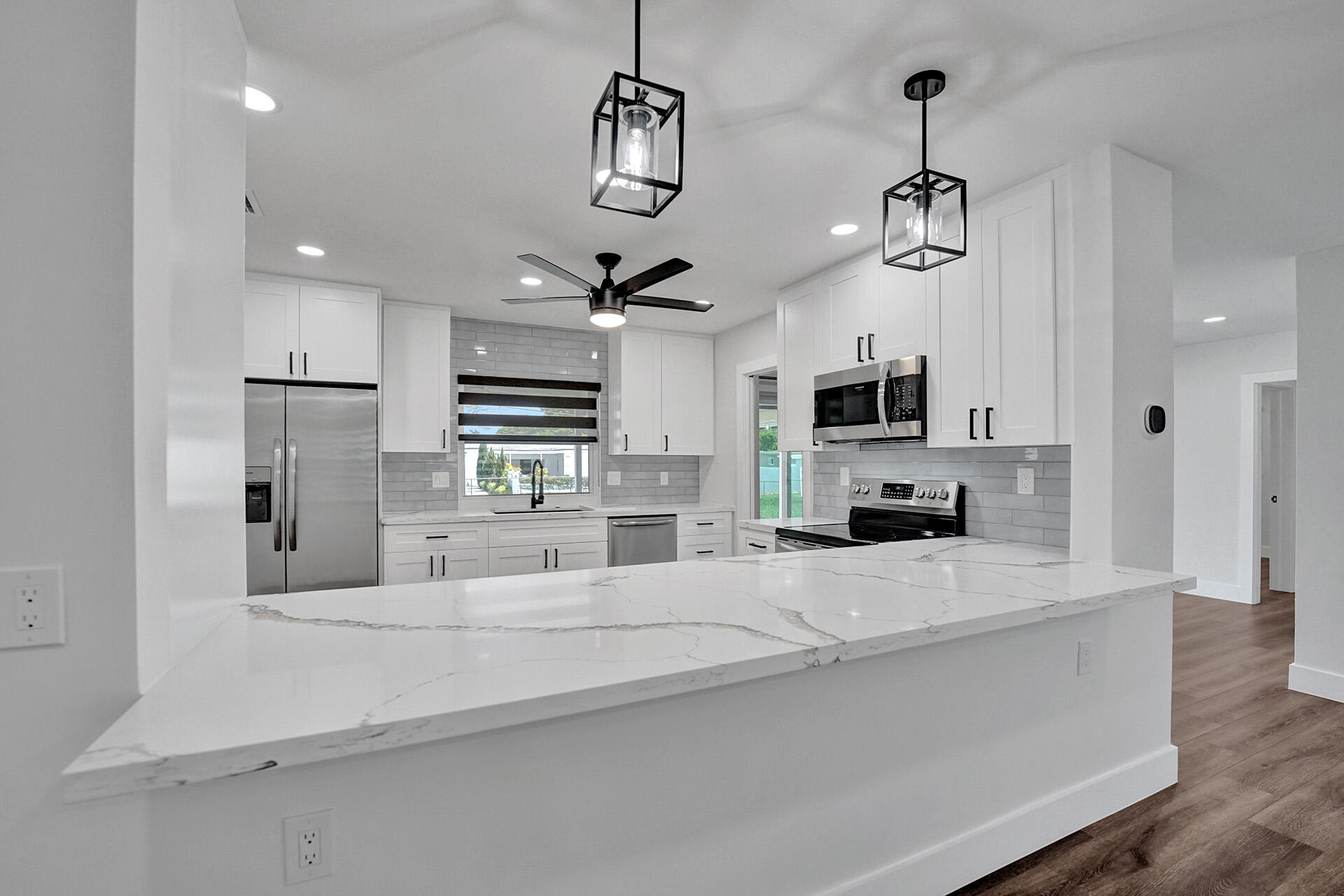 HOLLYWOOD HILLS - Residential Lease
