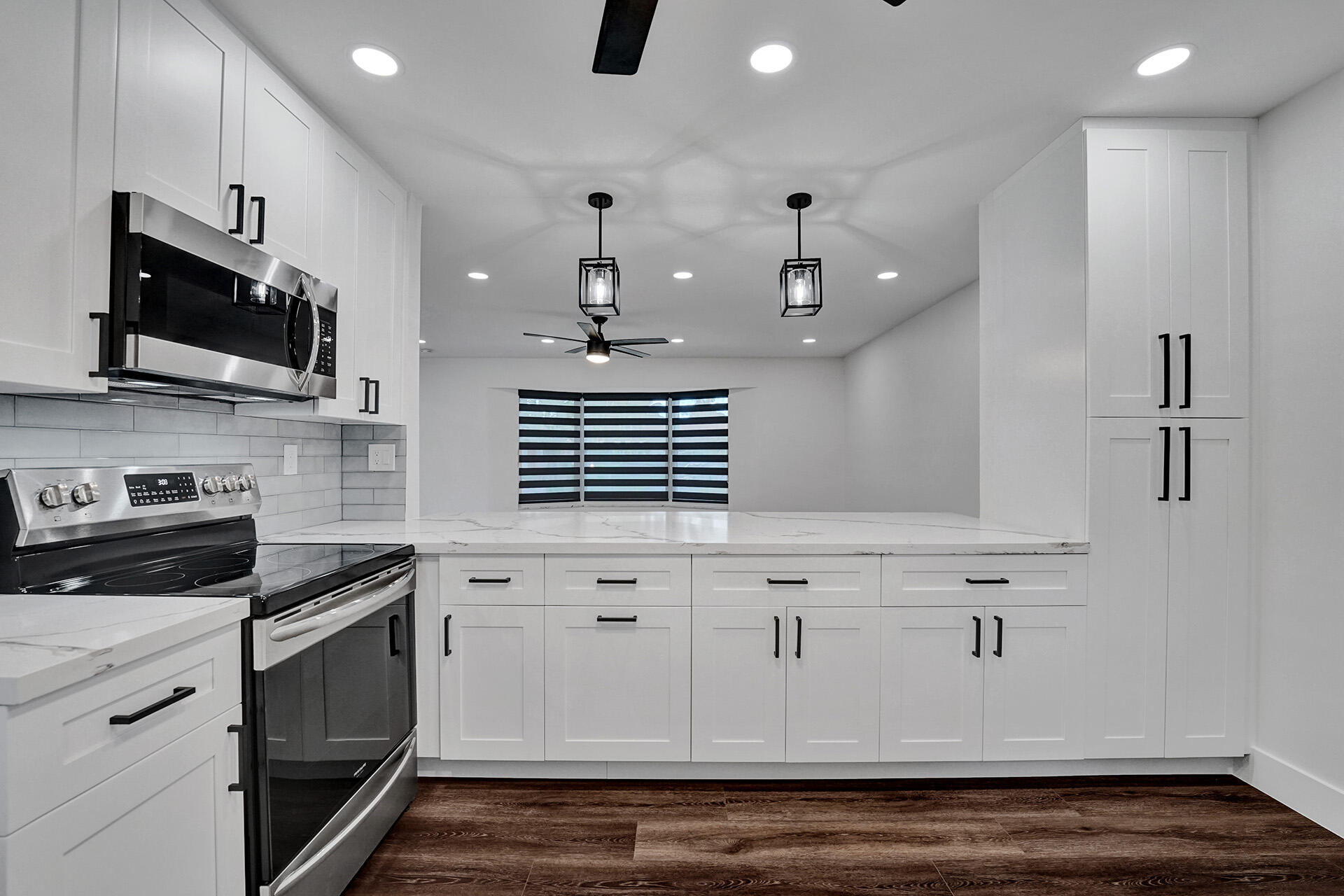 HOLLYWOOD HILLS - Residential Lease