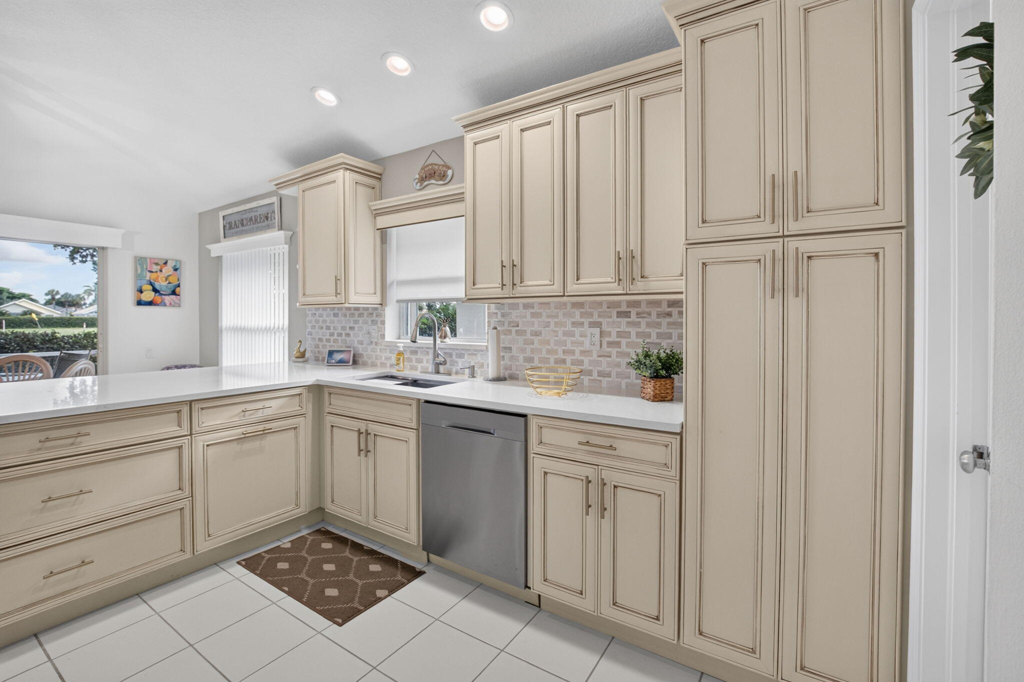 GOLF COLONY - Residential