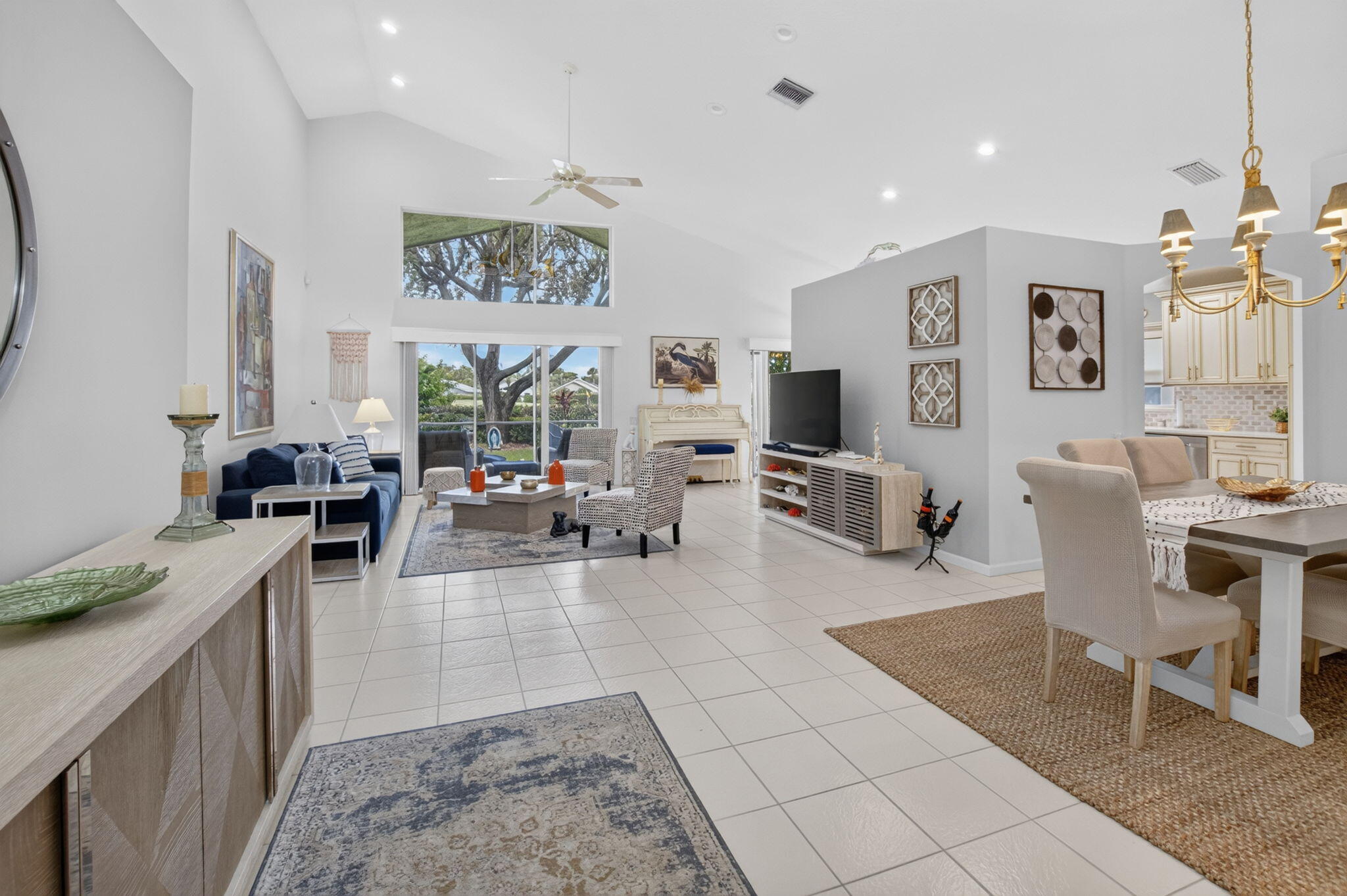 GOLF COLONY - Residential